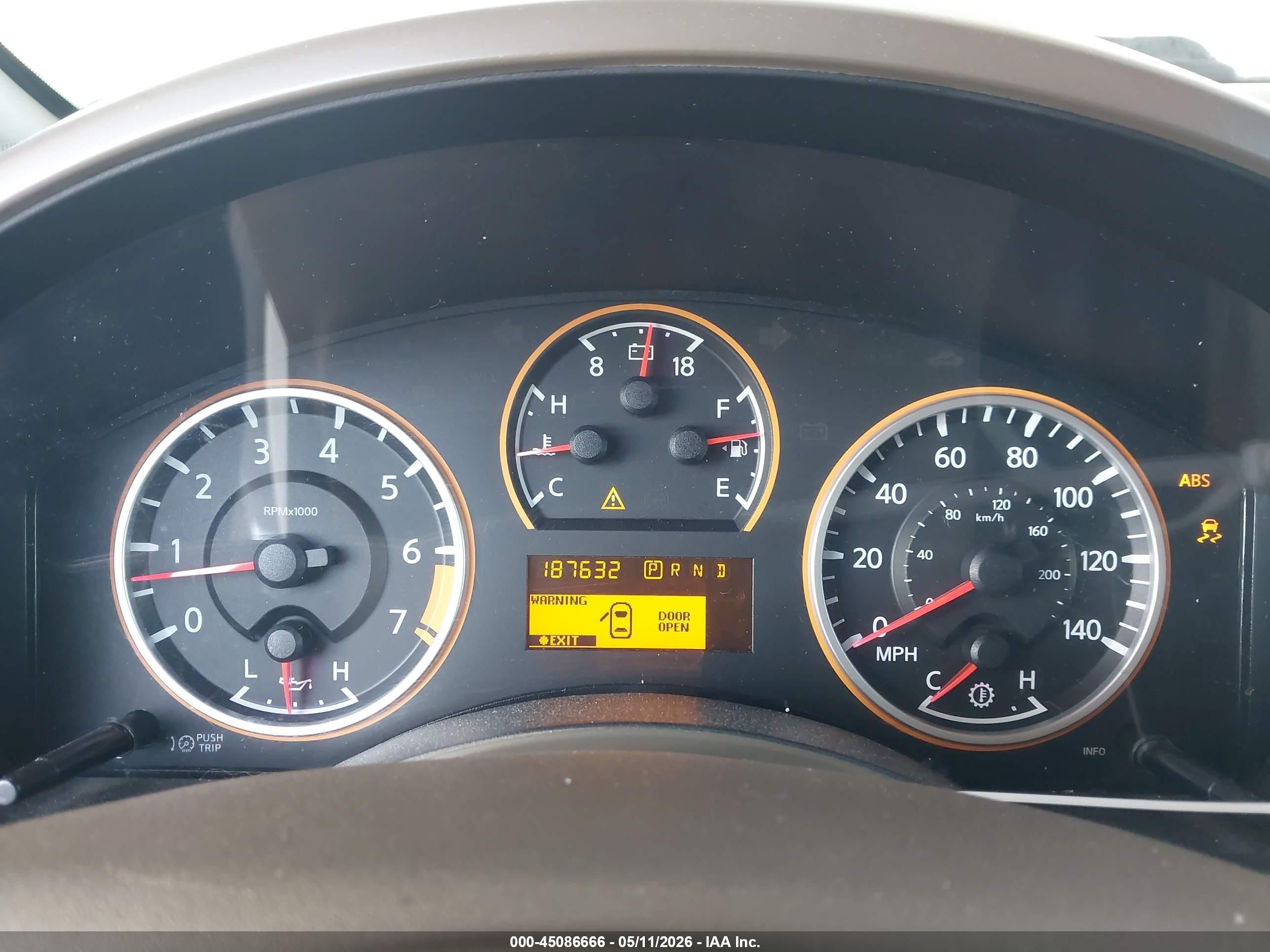 2014 Nissan Titan Sv White vin: 1N6AA0ED2EN512153