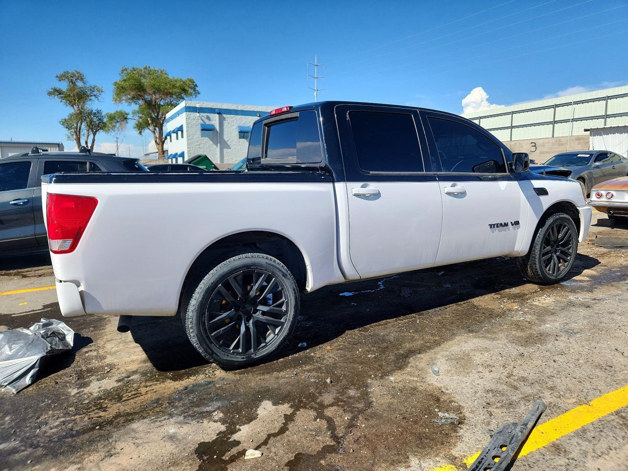 2013 Nissan Titan Sv Two Tone vin: 1N6AA0ED3DN300358