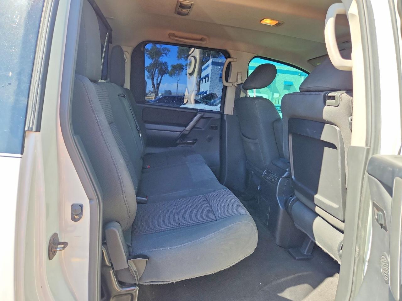 2013 Nissan Titan Sv Two Tone vin: 1N6AA0ED3DN300358