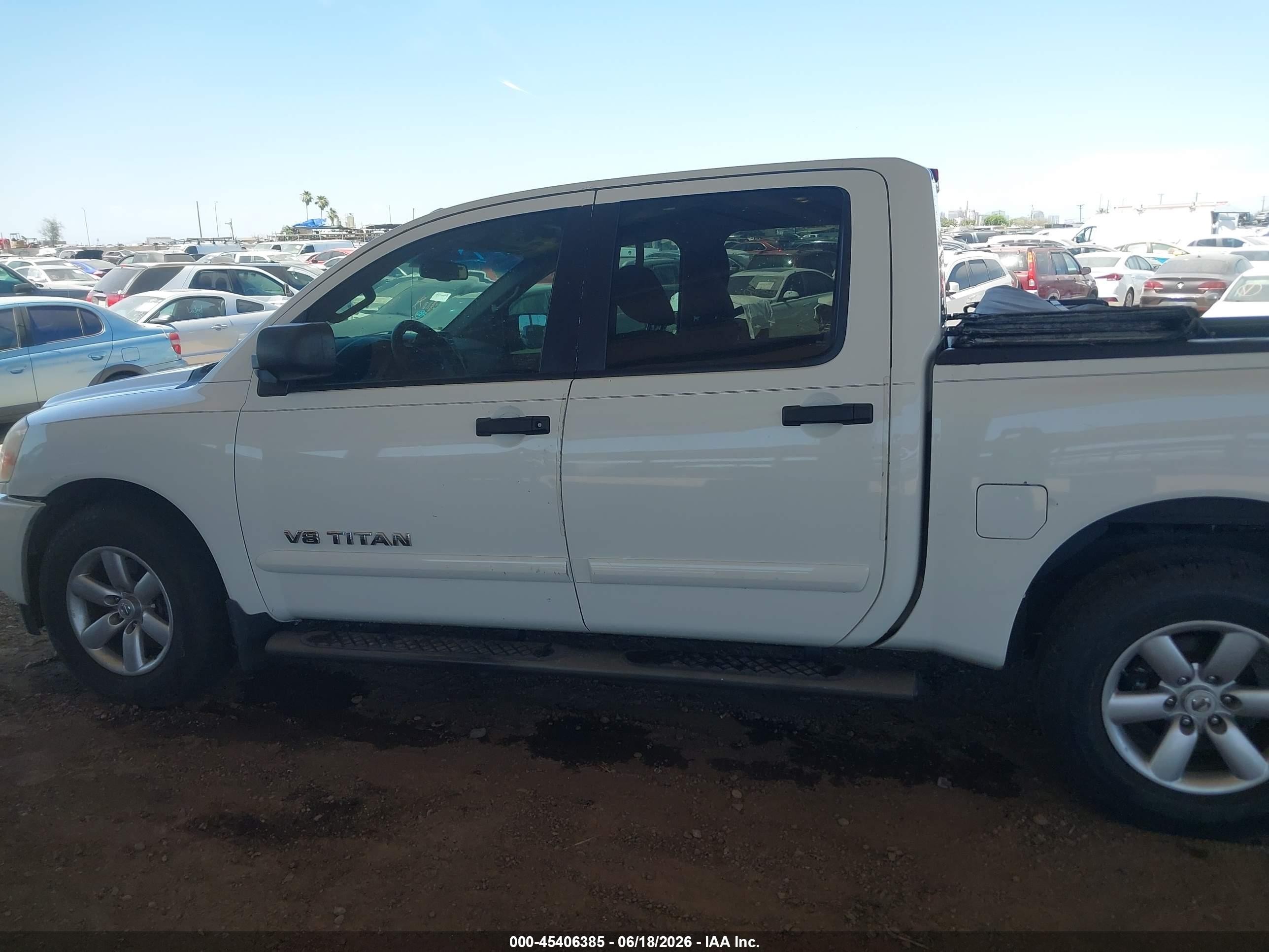 2014 Nissan Titan Sv White vin: 1N6AA0ED5EN510011