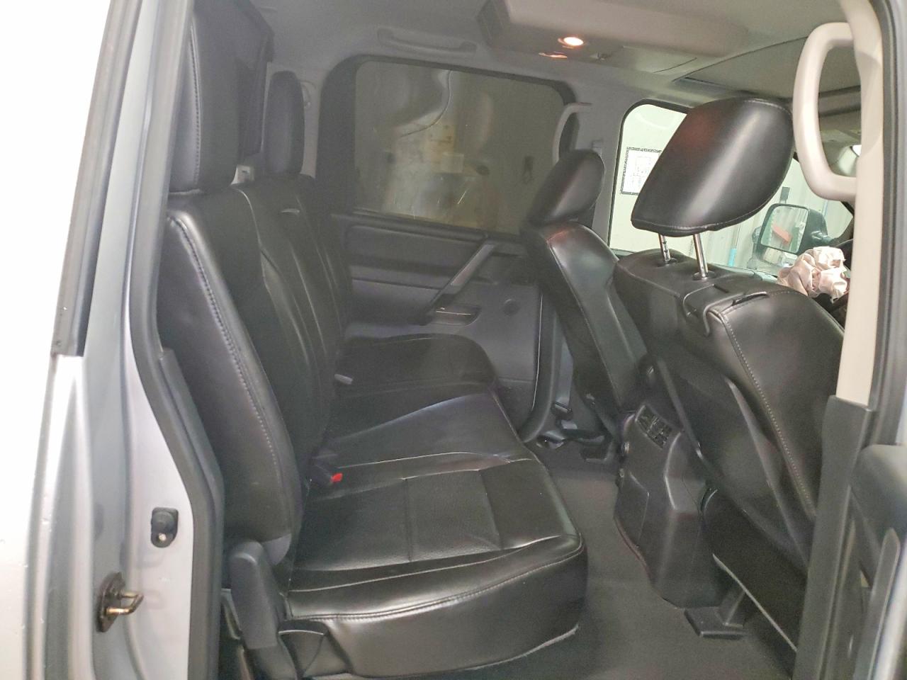2013 Nissan Titan Sv Silver vin: 1N6AA0EDXDN301653