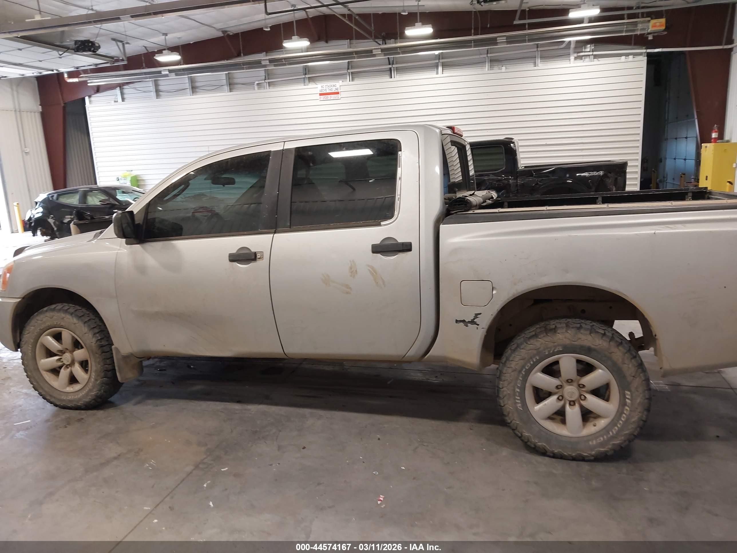 2011 Nissan Titan Sl Silver vin: 1N6AA0EJ1BN315735