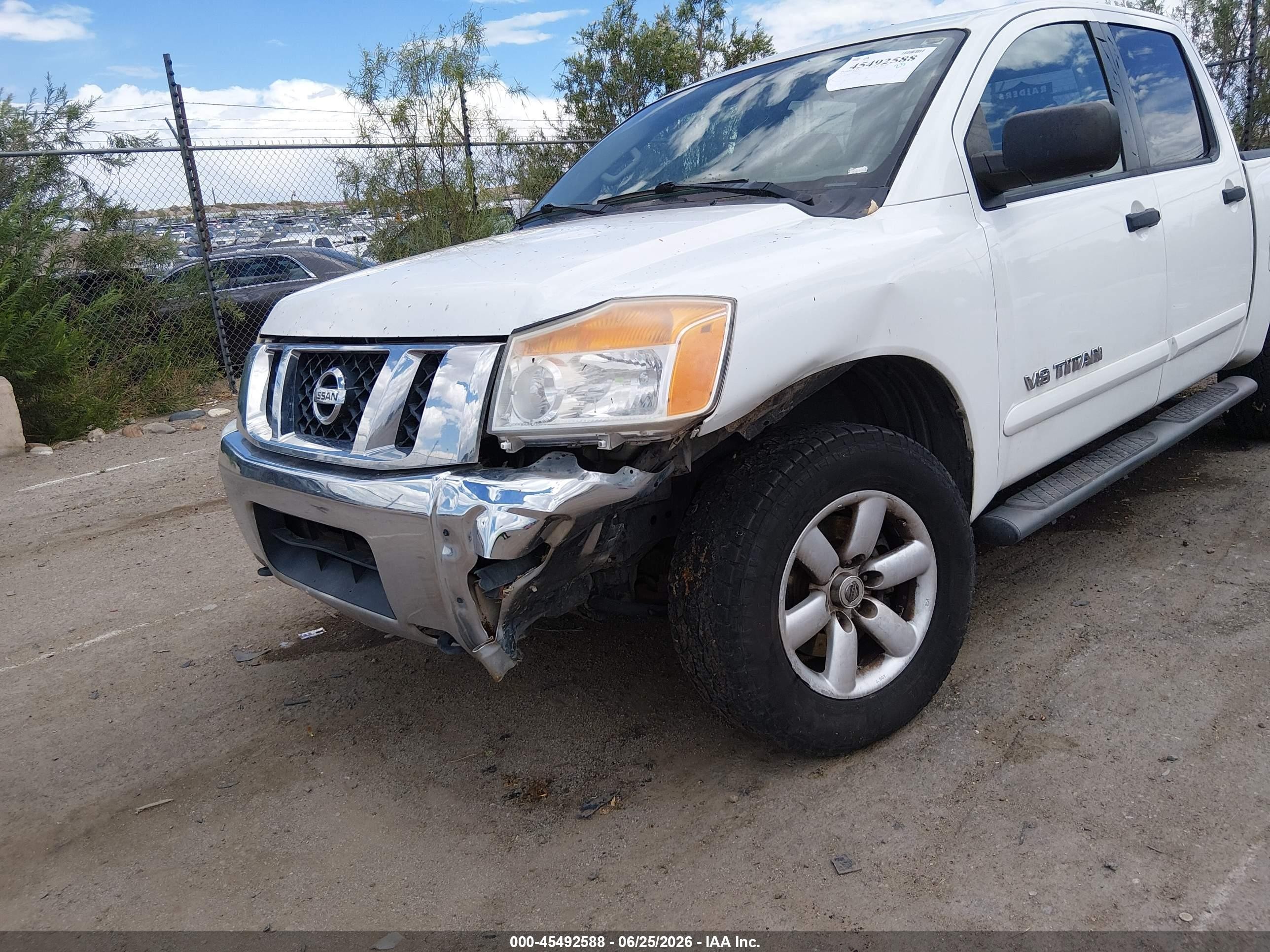 2013 Nissan Titan Sv White vin: 1N6AA0EJ1DN302857