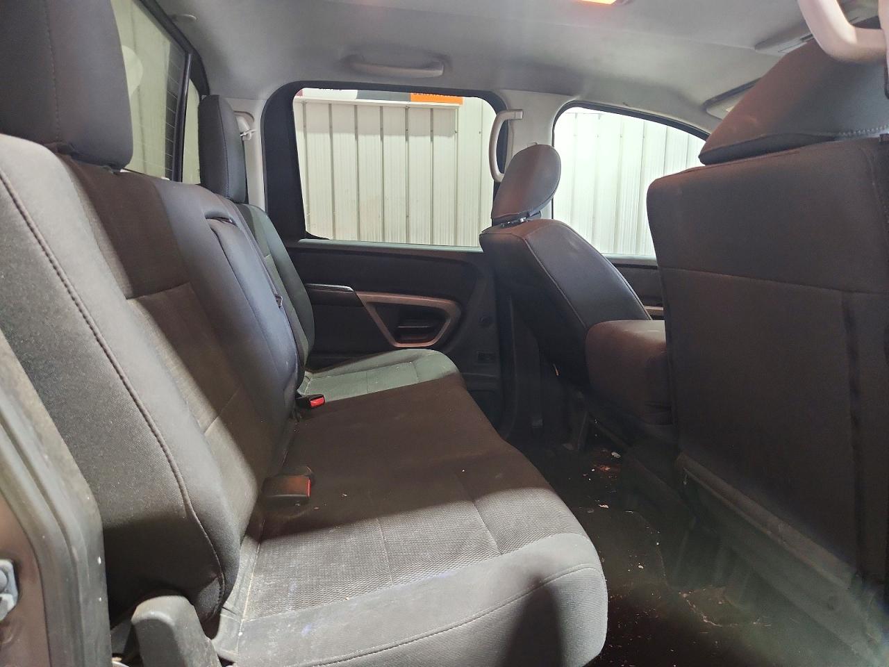 2015 Nissan Titan S Gray vin: 1N6AA0EJ2FN502259