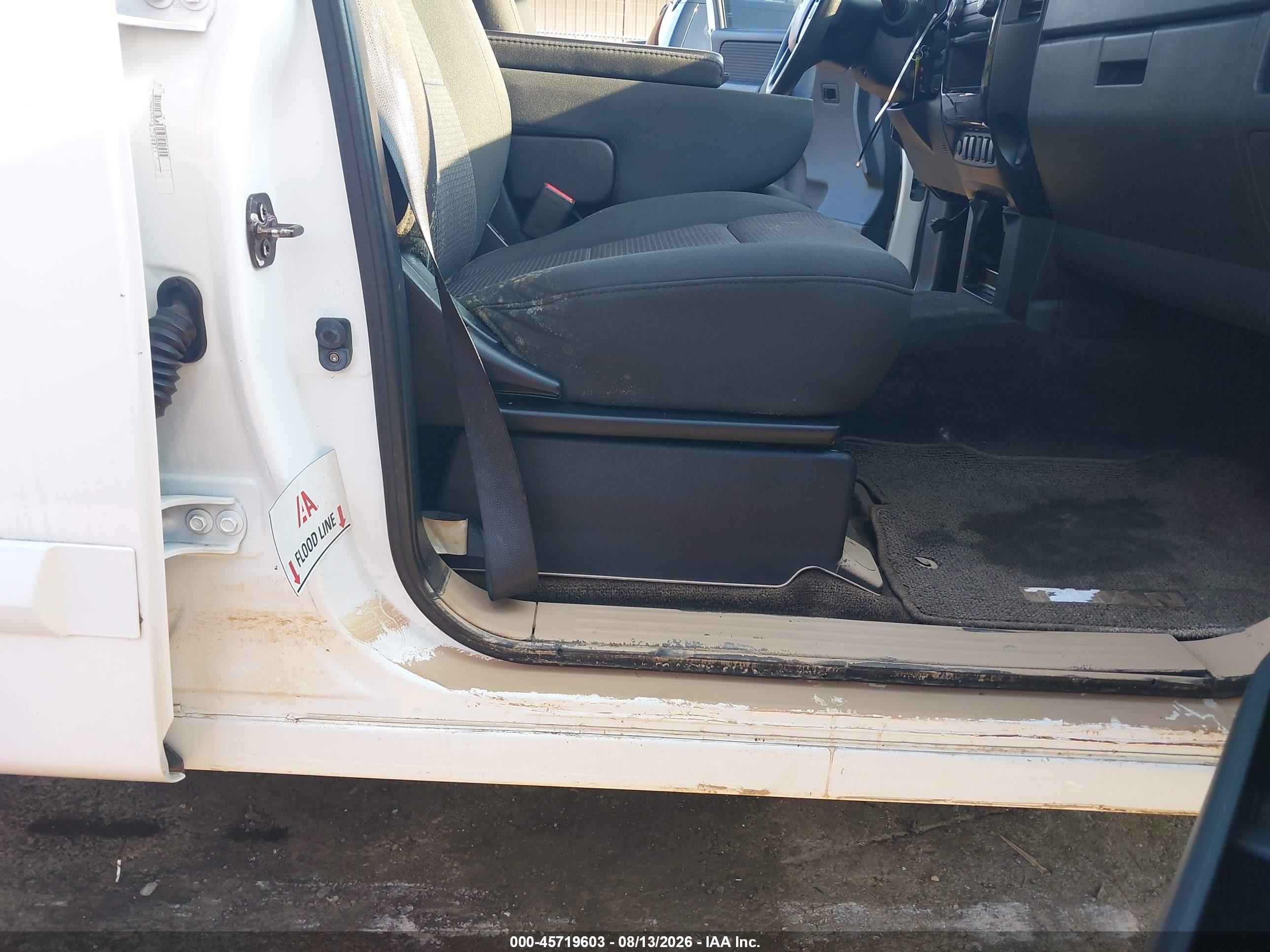 2013 Nissan Titan Sv White vin: 1N6AA0EJ5DN307494