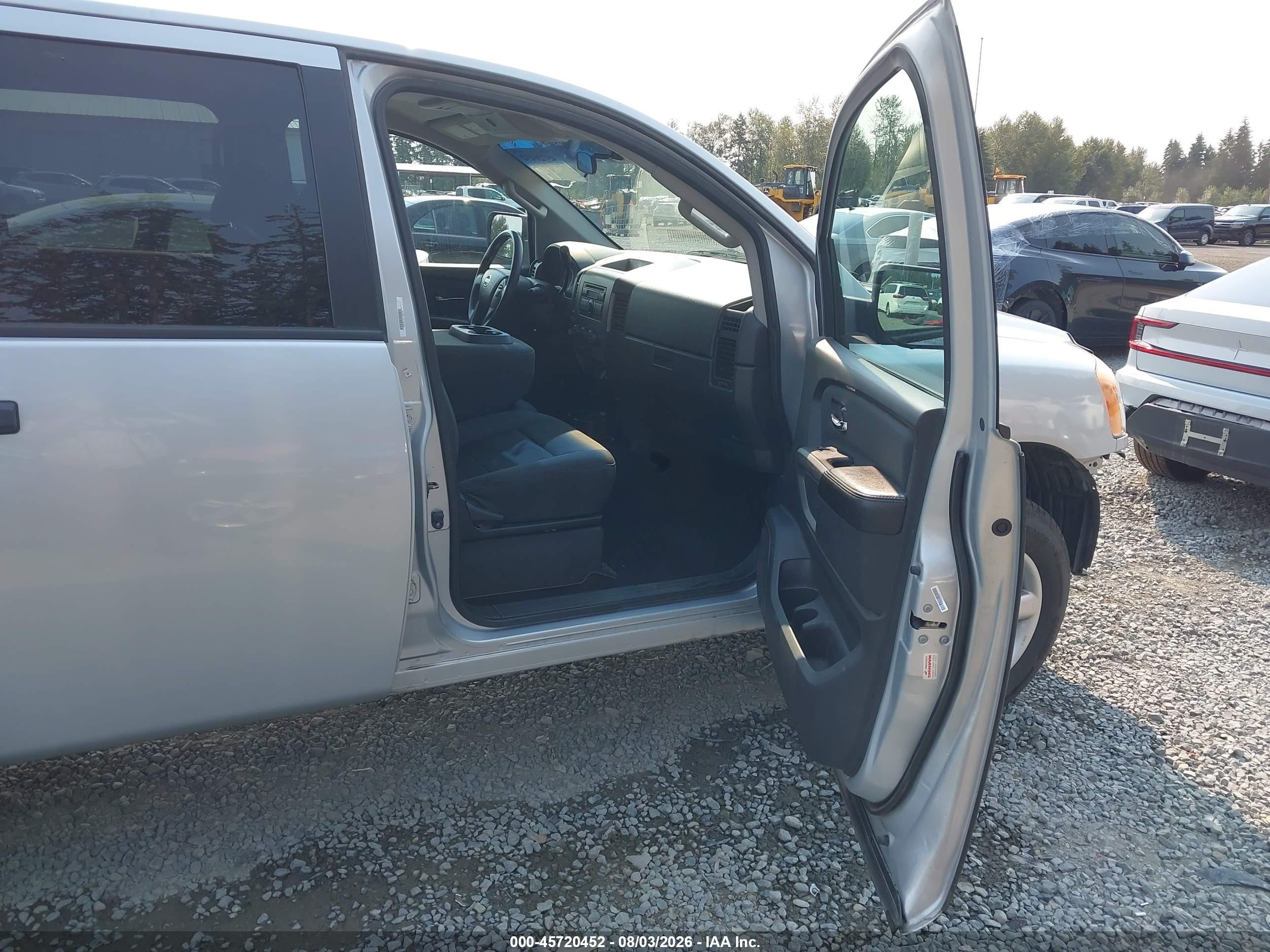 2015 Nissan Titan Pro-4x/s/sl/sv Silver vin: 1N6AA0EJ6FN504497