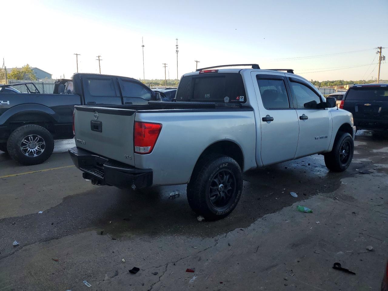 2015 Nissan Titan S/sv/sl/pro-4x Silver vin: 1N6AA0EJ6FN507187