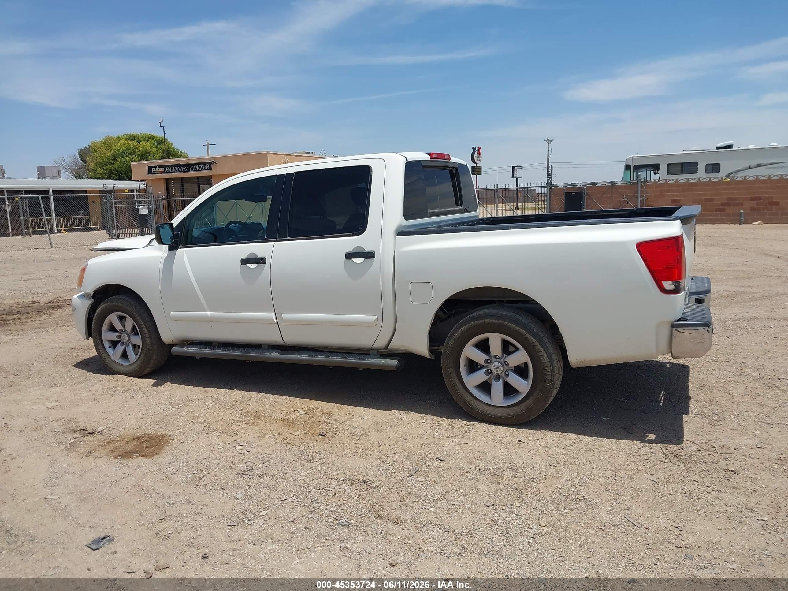 2013 Nissan Titan Sv White vin: 1N6AA0EK9DN302436