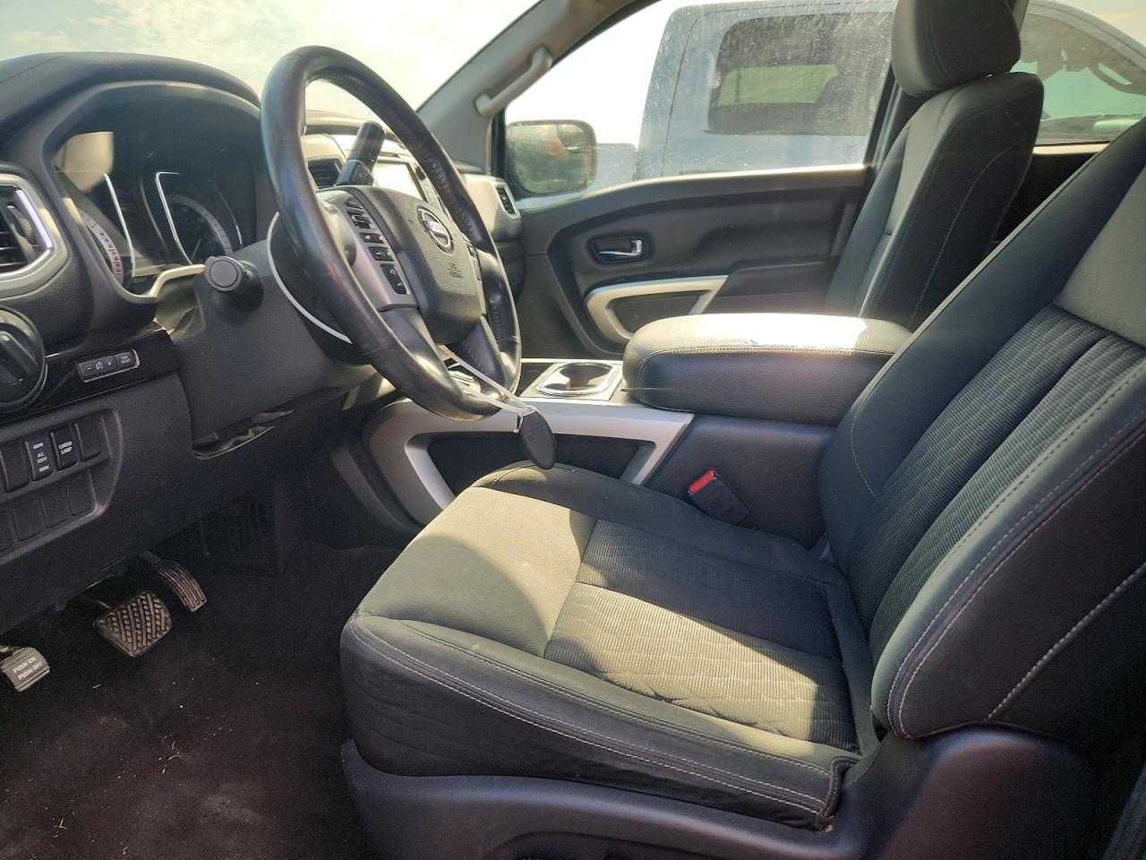 2018 Nissan Titan Sv Black vin: 1N6AA1C66JN511012
