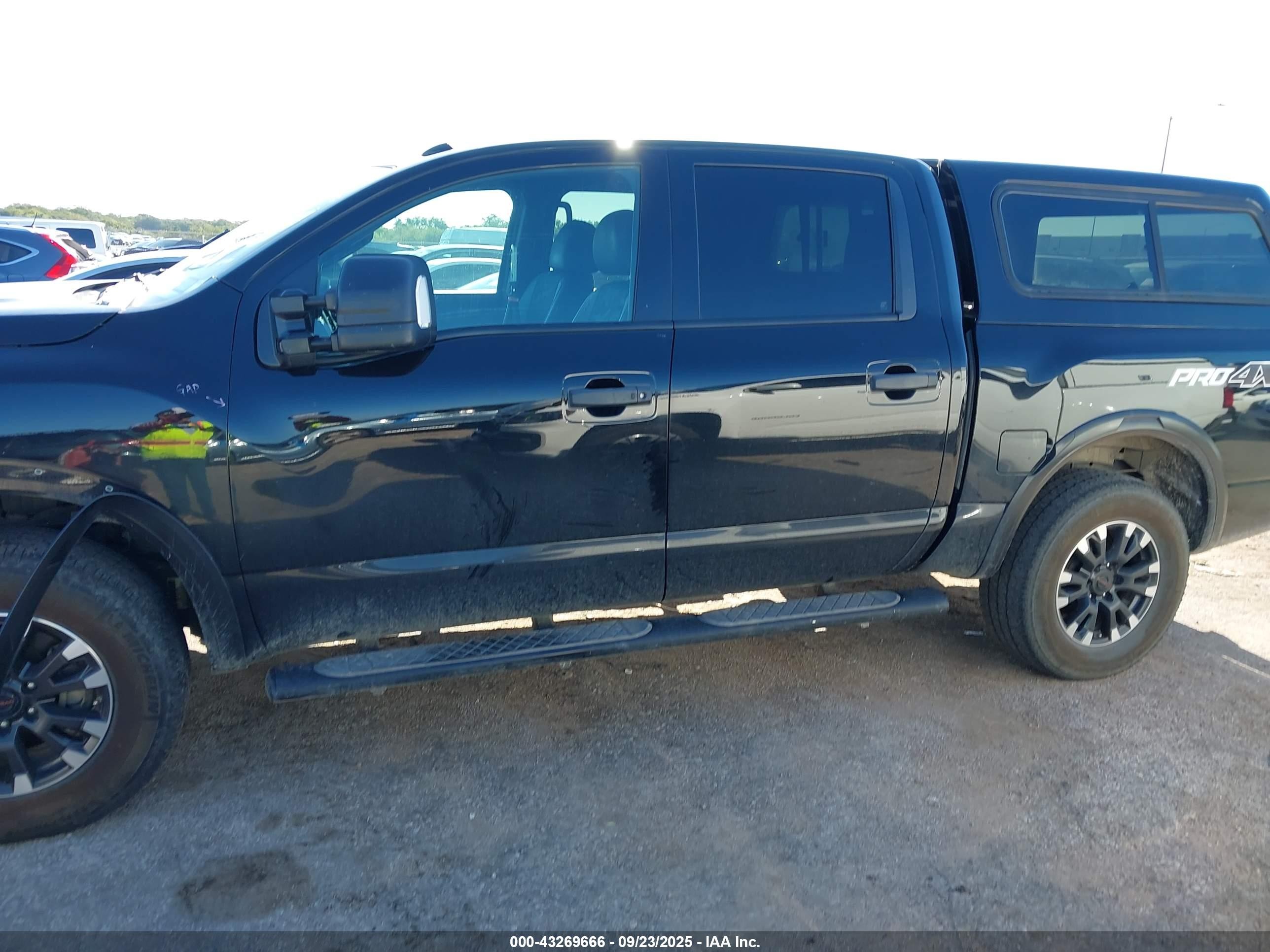 2021 Nissan Titan Pro-4x 4x4 Black vin: 1N6AA1ED0MN516254