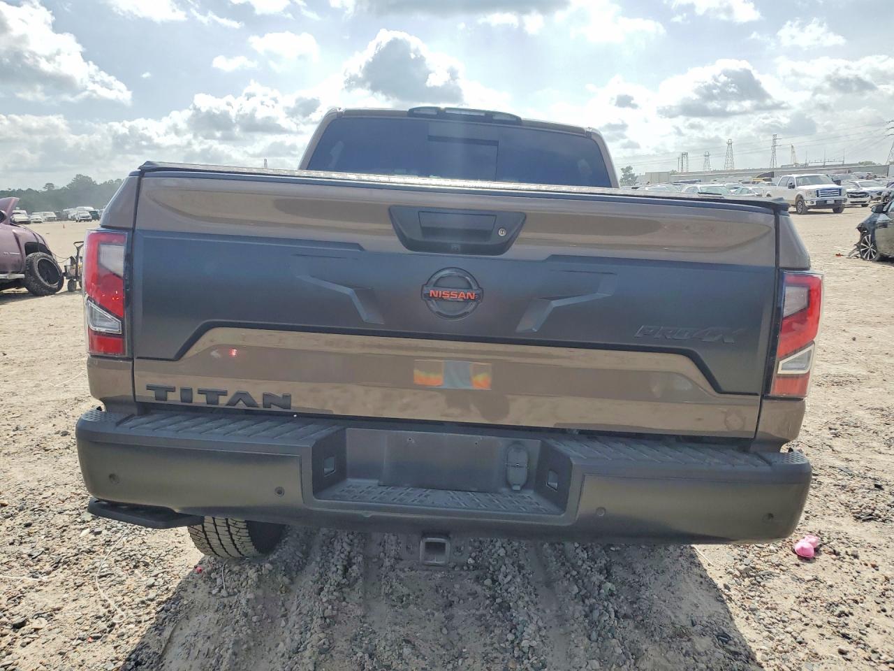 2021 Nissan Titan Pro-4x Brown vin: 1N6AA1ED3MN508150