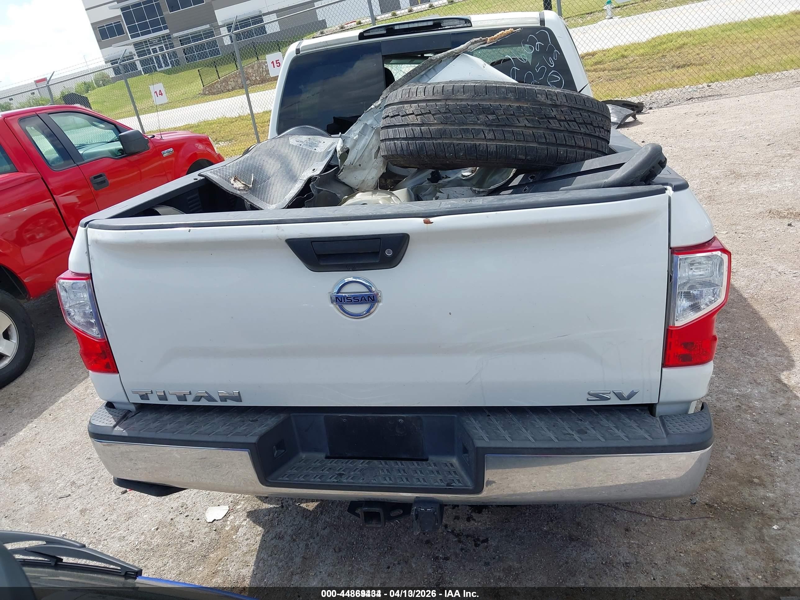 2018 Nissan Titan Sv Белый vin: 1N6AA1EK2JN547144