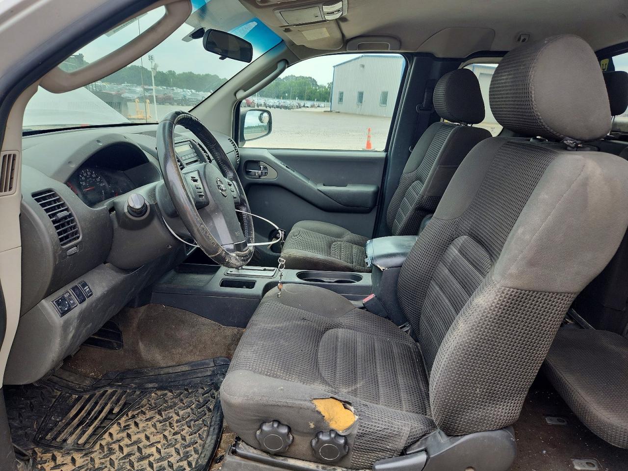 2005 Nissan Frontier Se Silver vin: 1N6AD06U05C419083