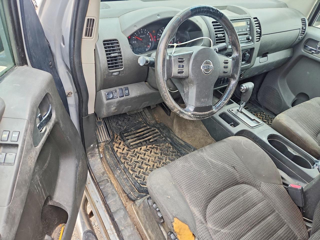 2005 Nissan Frontier Se Silver vin: 1N6AD06U05C419083