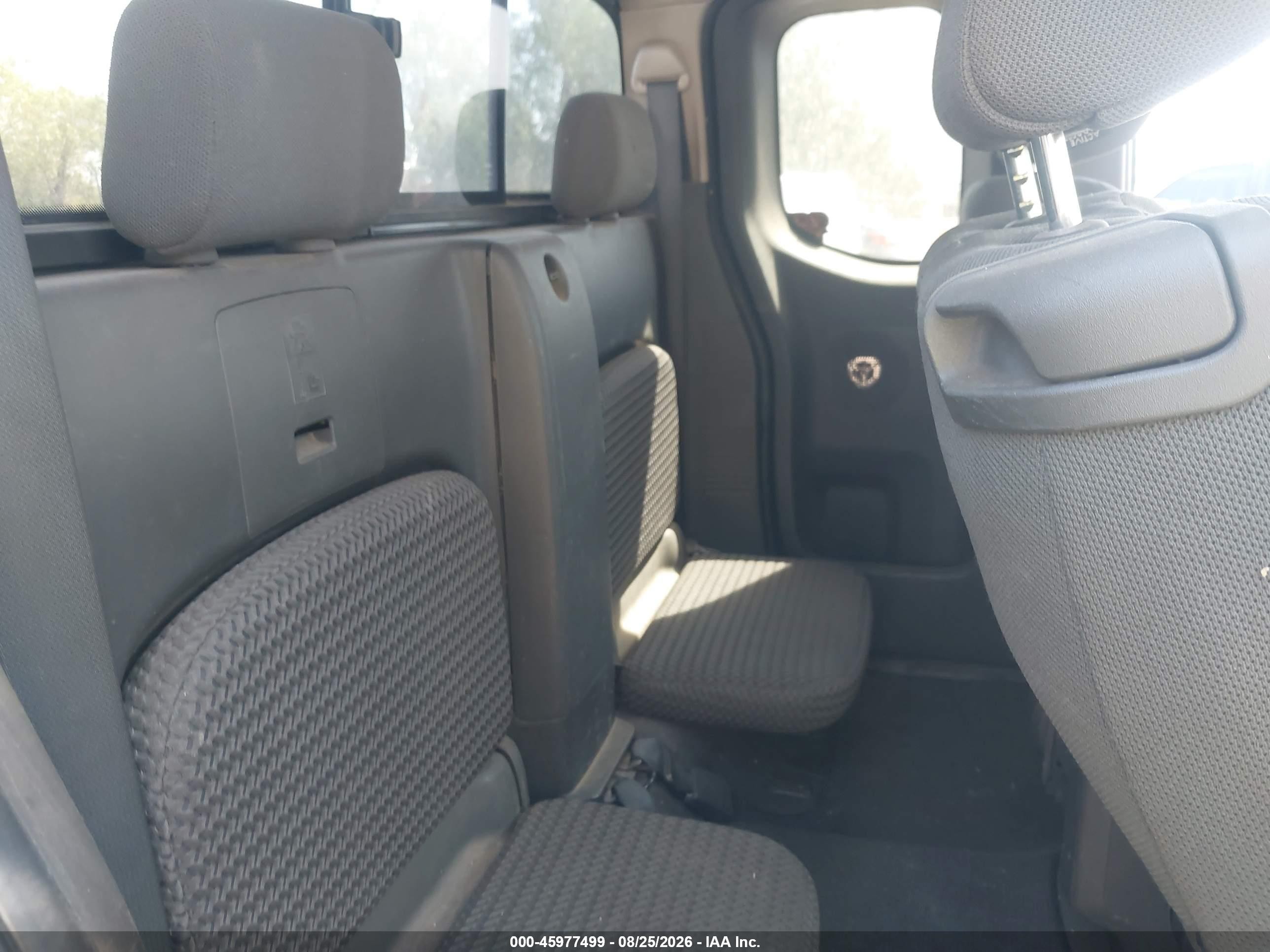 2005 Nissan Frontier Se Черный vin: 1N6AD06U05C464251
