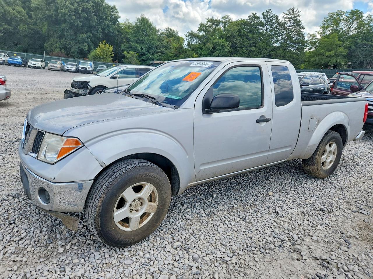 2006 Niss Frontier Silver vin: 1N6AD06U06C470195