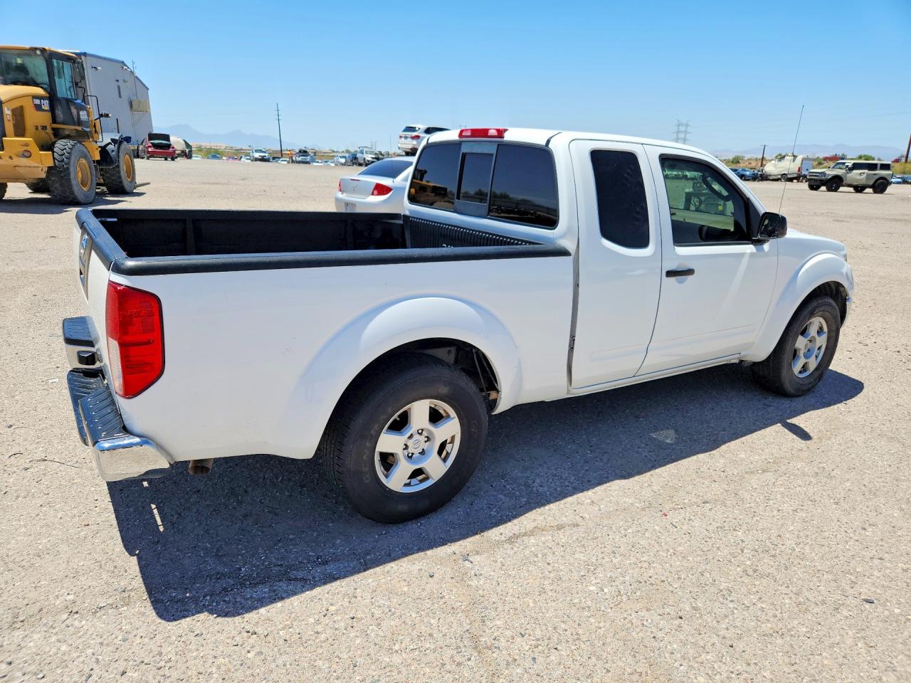 2007 Nissan Frontier Se White vin: 1N6AD06U07C422035