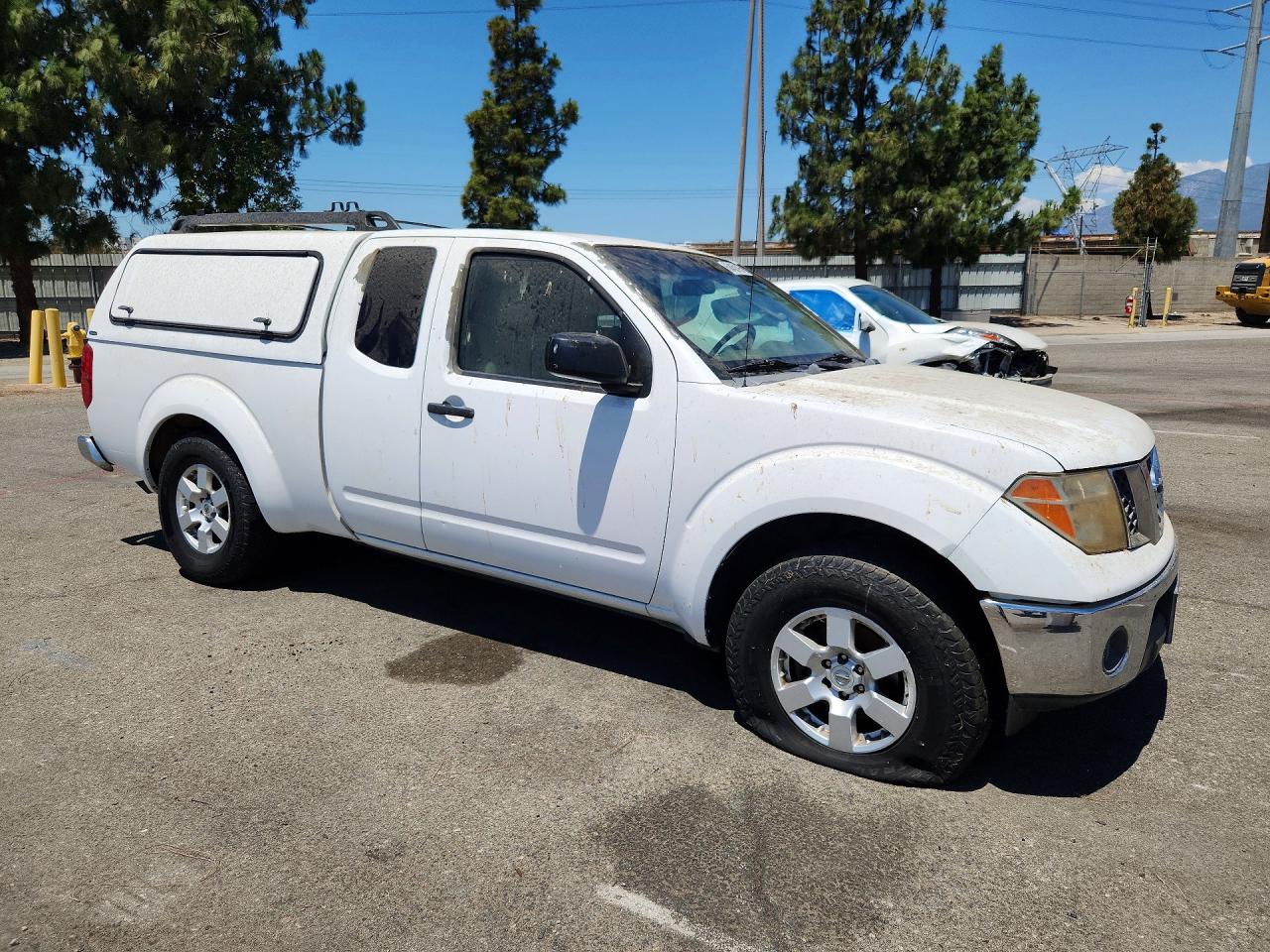 2007 Nissan Frontier King Cab Le/king Cab Se/king Cab Off Road White vin: 1N6AD06U17C407561