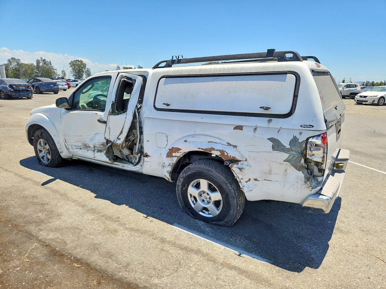 2007 Nissan Frontier King Cab Le/king Cab Se/king Cab Off Road White vin: 1N6AD06U17C407561