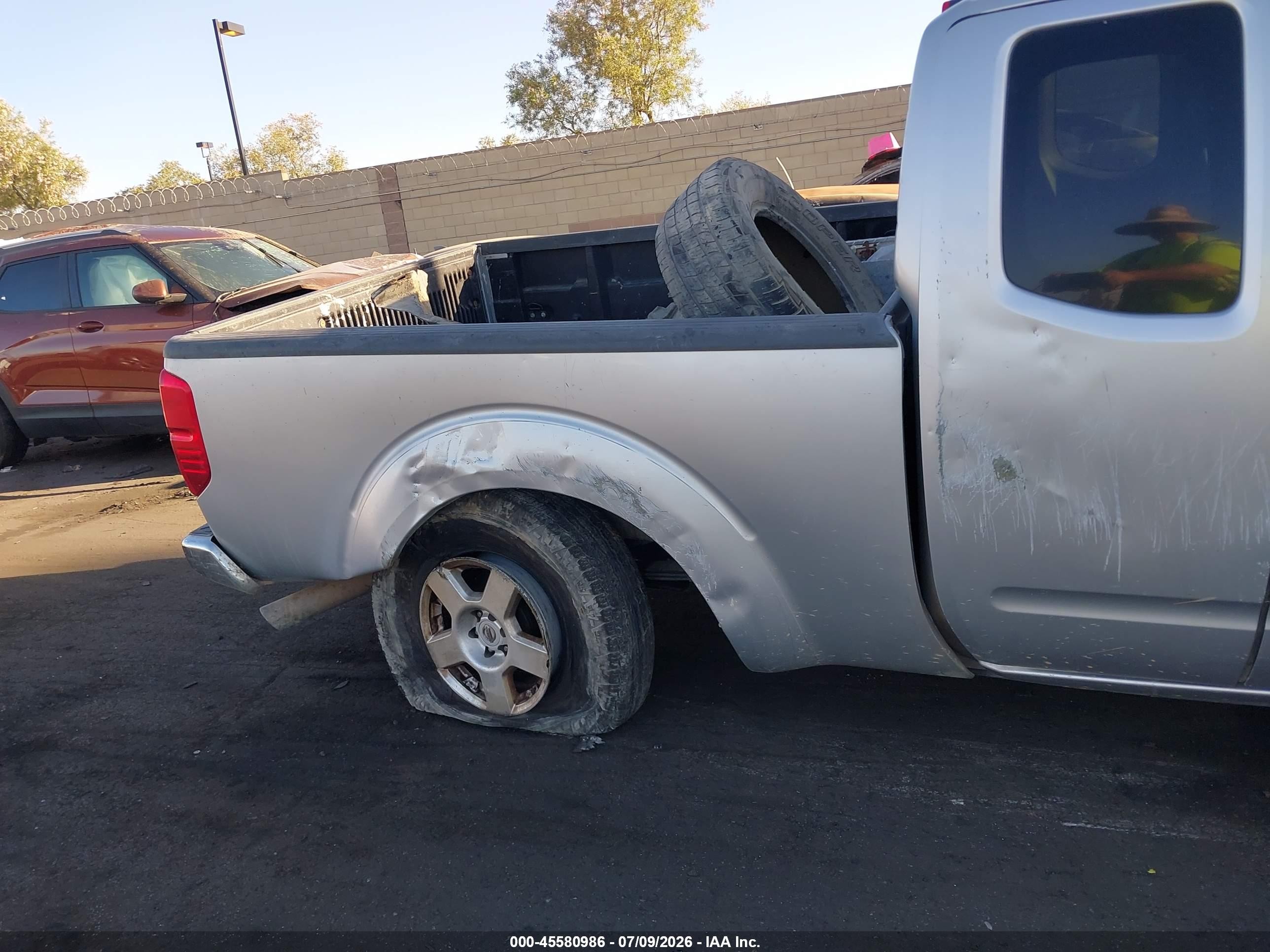 2007 Nissan Frontier Se Silver vin: 1N6AD06U27C418309