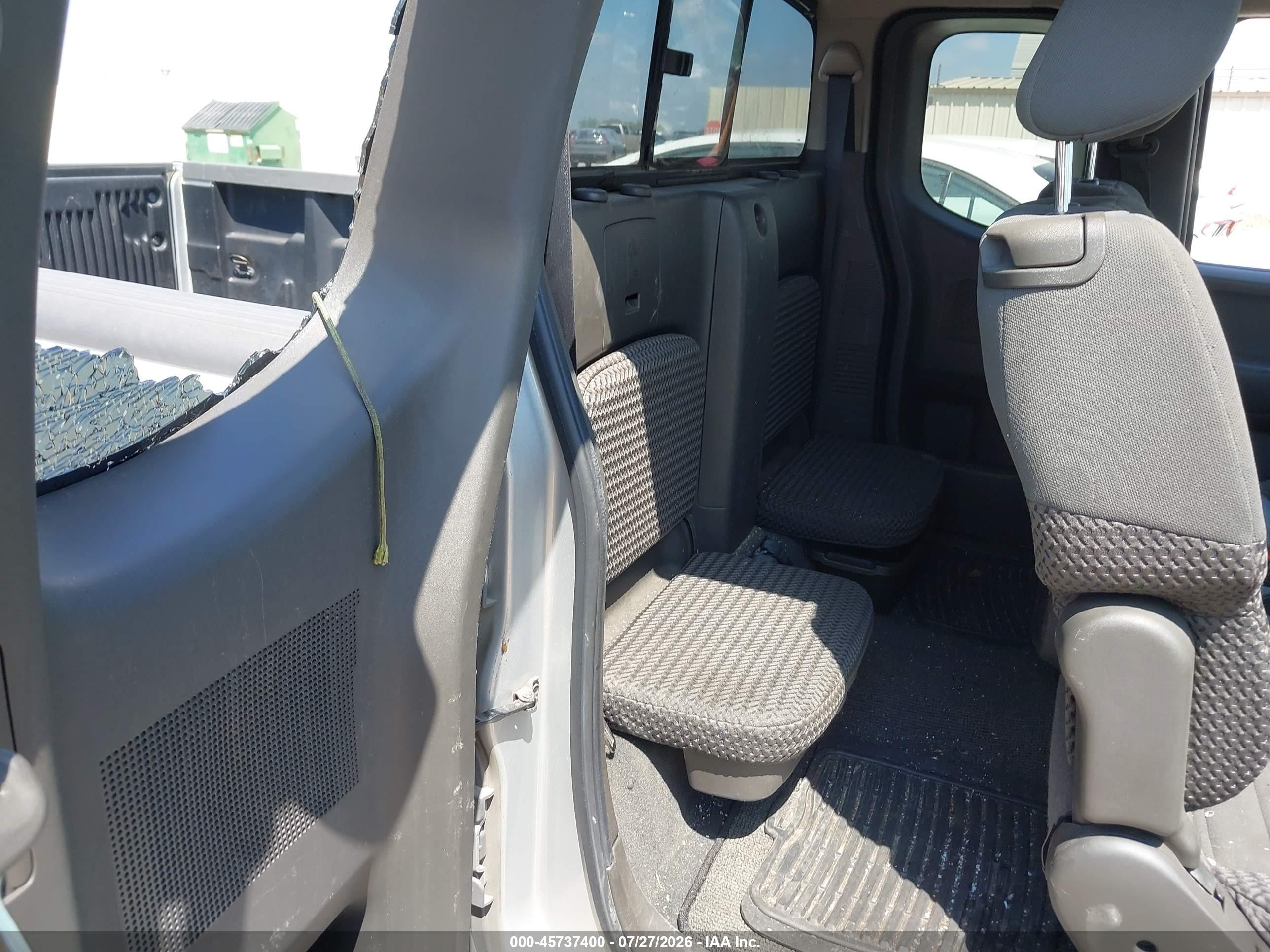 2007 Nissan Frontier Se Silver vin: 1N6AD06U27C456106