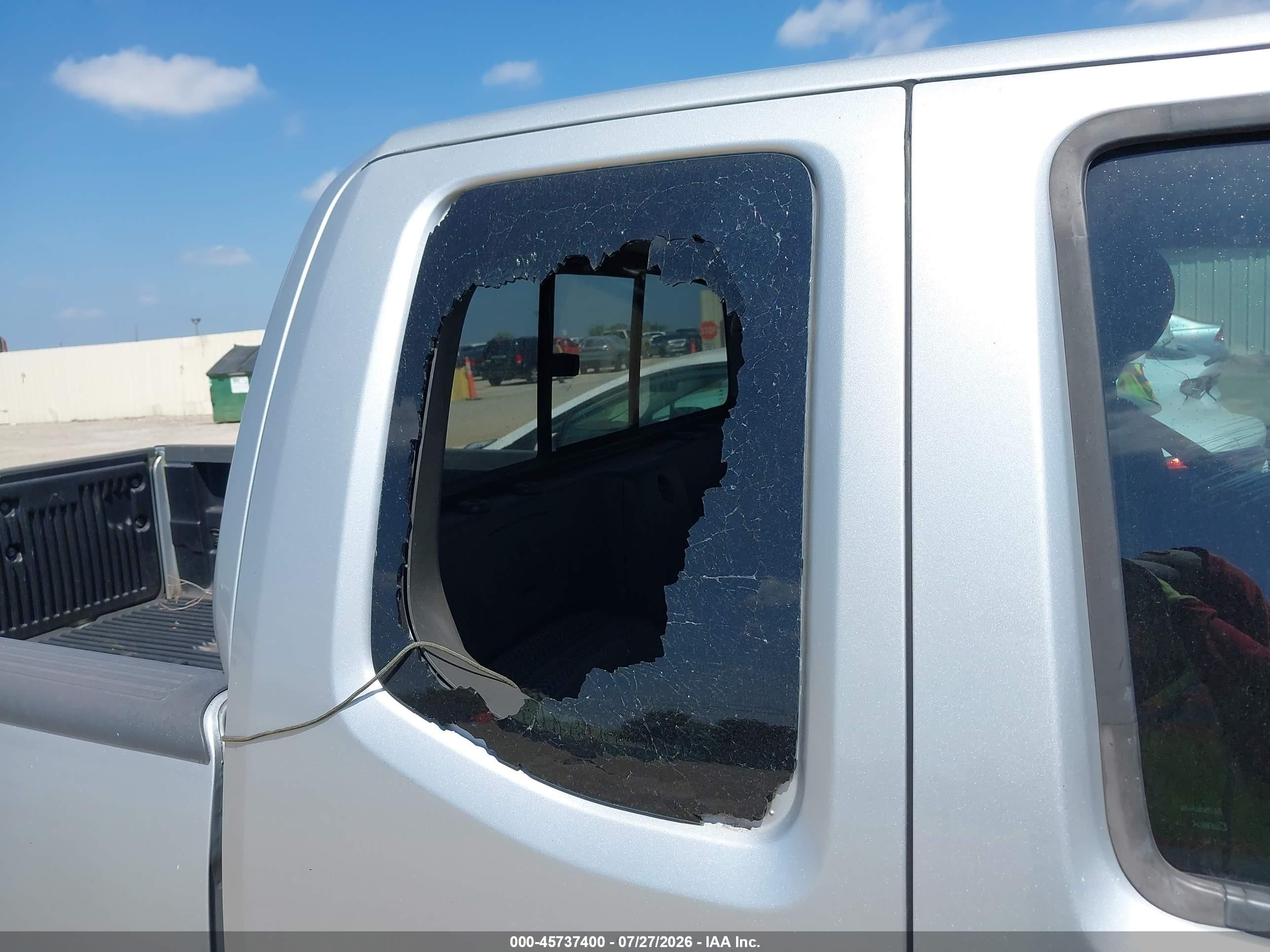 2007 Nissan Frontier Se Silver vin: 1N6AD06U27C456106