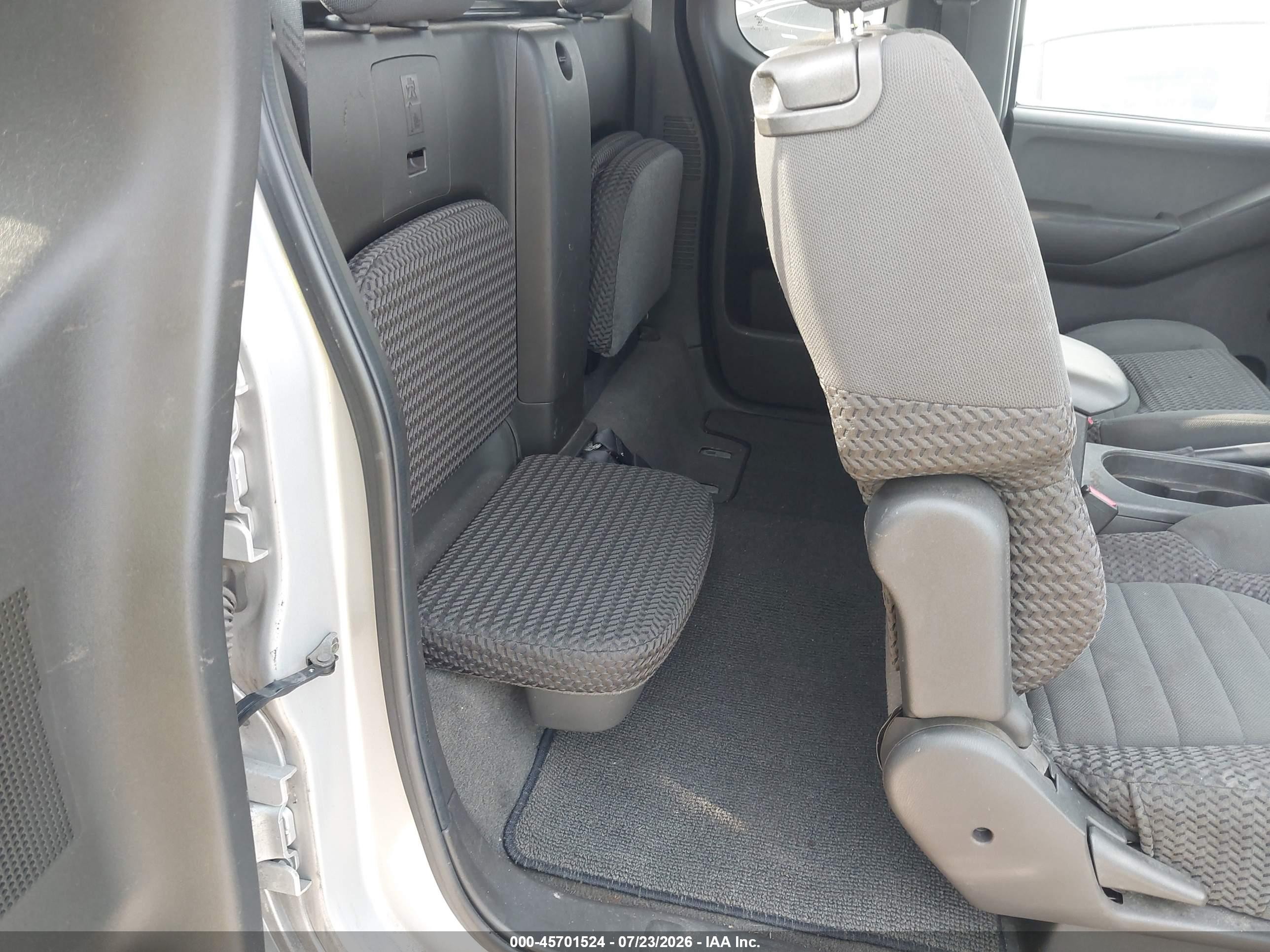 2006 Nissan Frontier Se Серебряный vin: 1N6AD06U36C429222