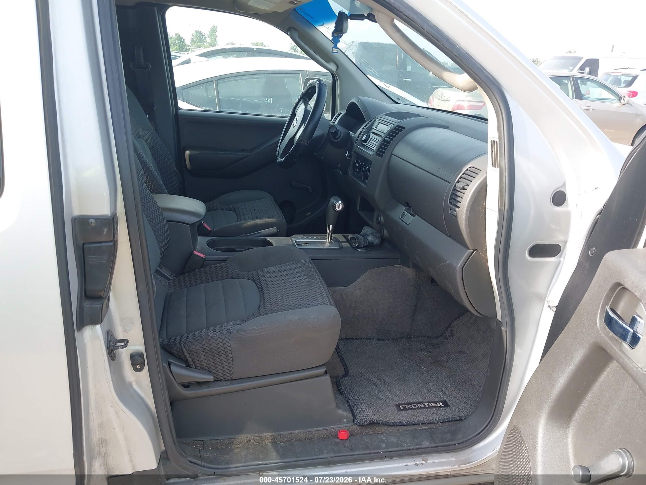 2006 Nissan Frontier Se Серебряный vin: 1N6AD06U36C429222