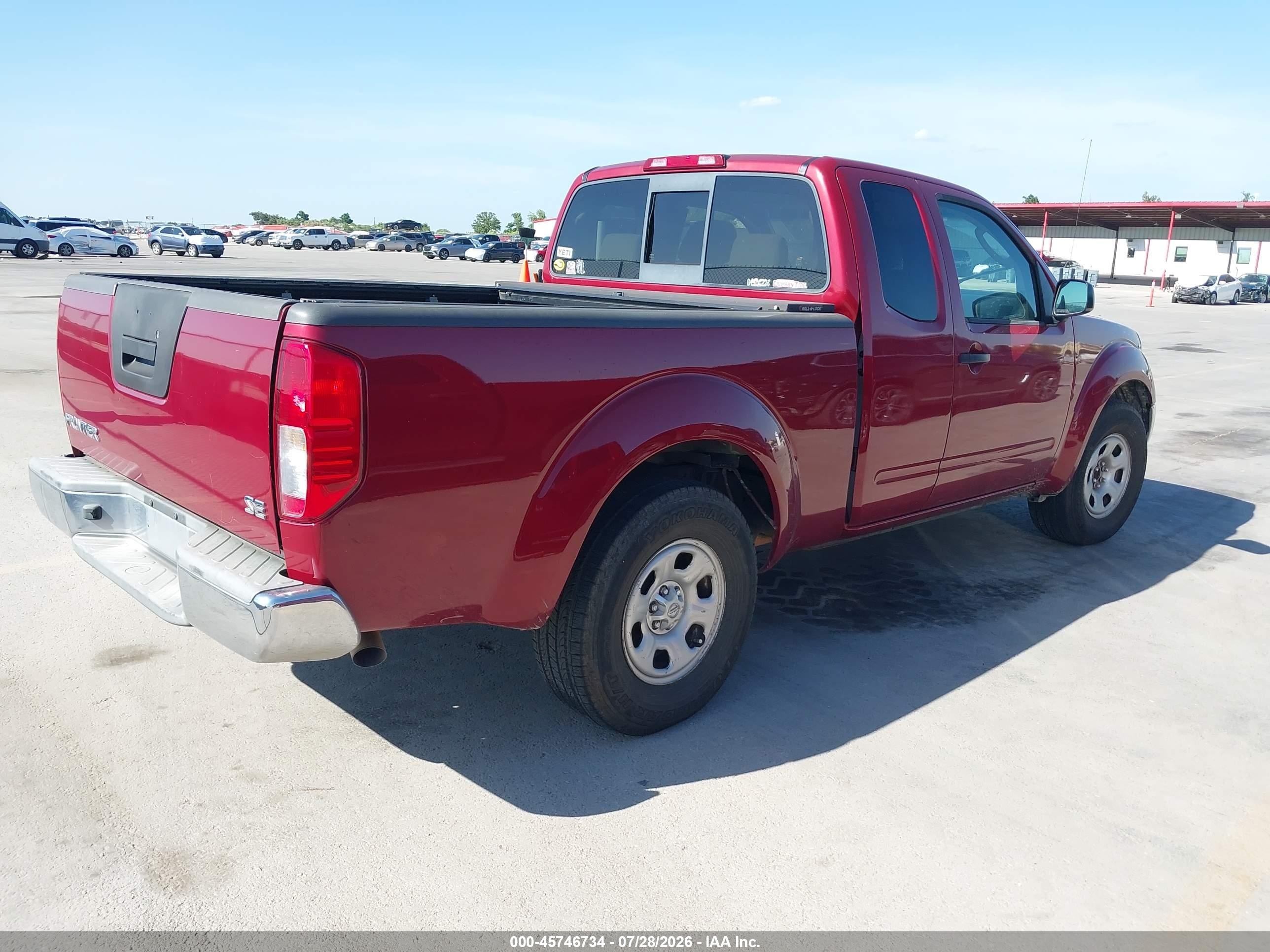 2007 Nissan Frontier Se Красный vin: 1N6AD06U37C429755