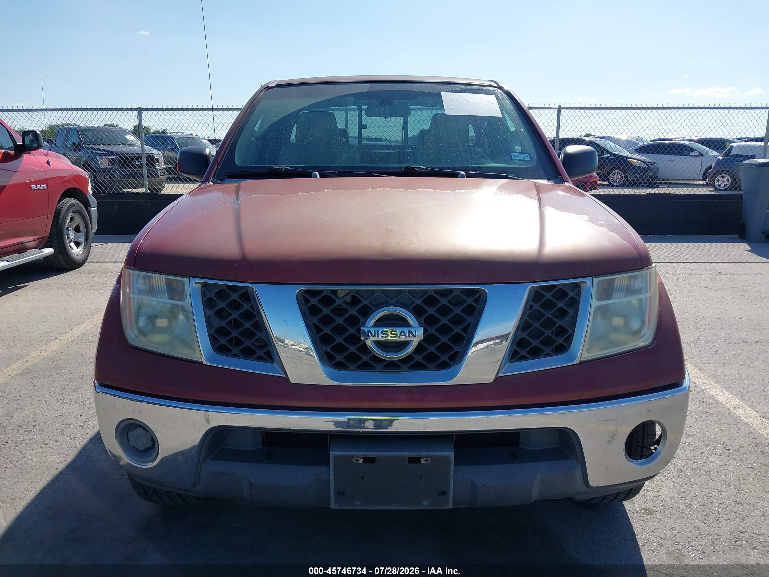 2007 Nissan Frontier Se Красный vin: 1N6AD06U37C429755