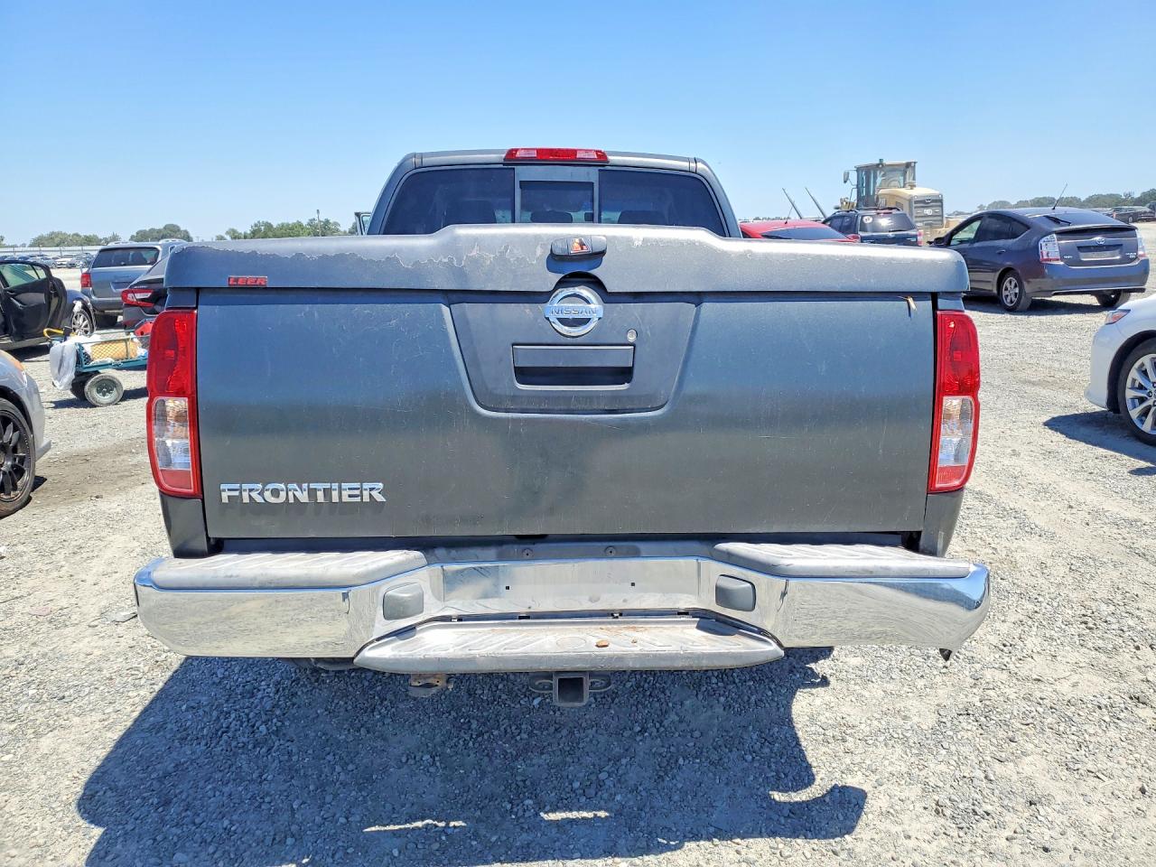 2005 Nissan Frontier Se Charcoal vin: 1N6AD06U45C456413