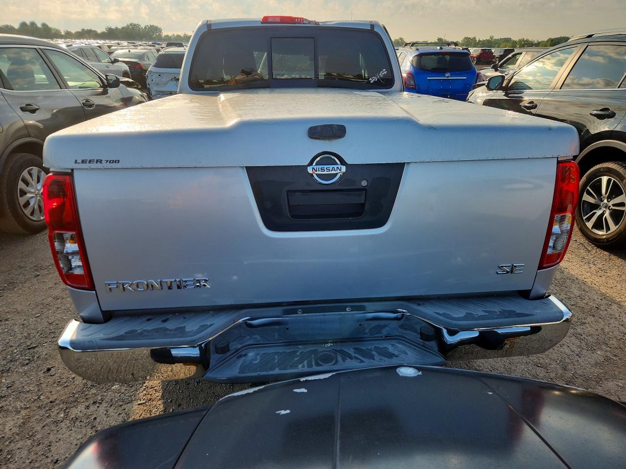 2008 Nissan Frontier Se V6 Silver vin: 1N6AD06U48C447795