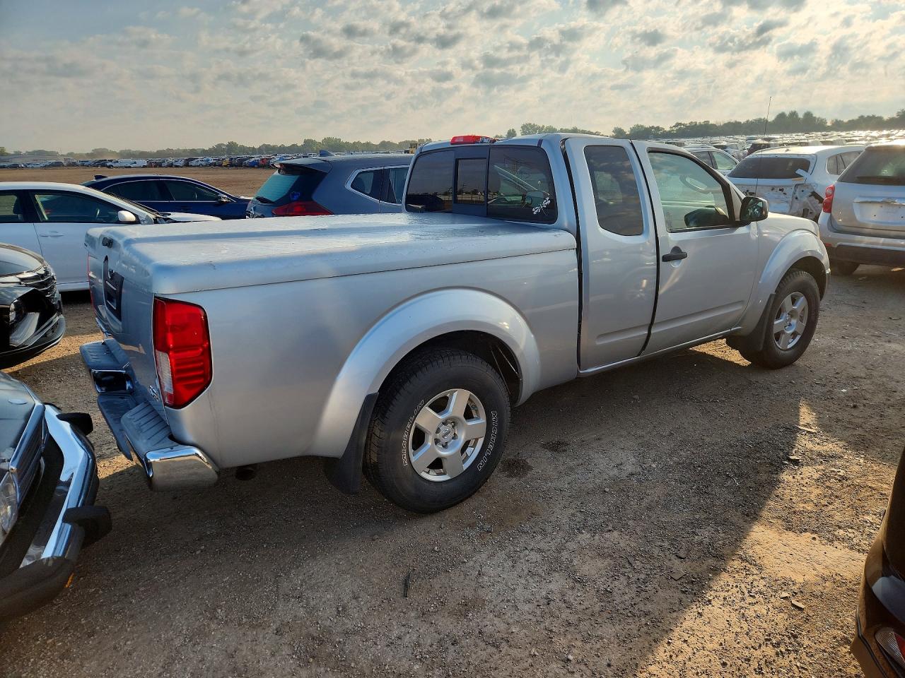 2008 Nissan Frontier Se V6 Silver vin: 1N6AD06U48C447795