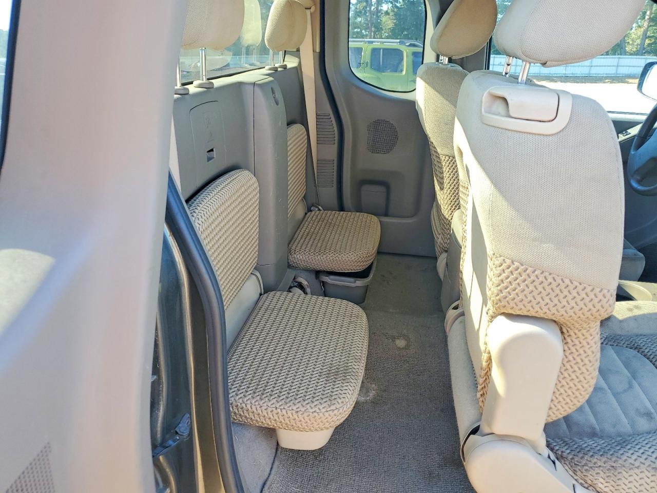 2008 Nissan Frontier Se V6 Gray vin: 1N6AD06U58C409735