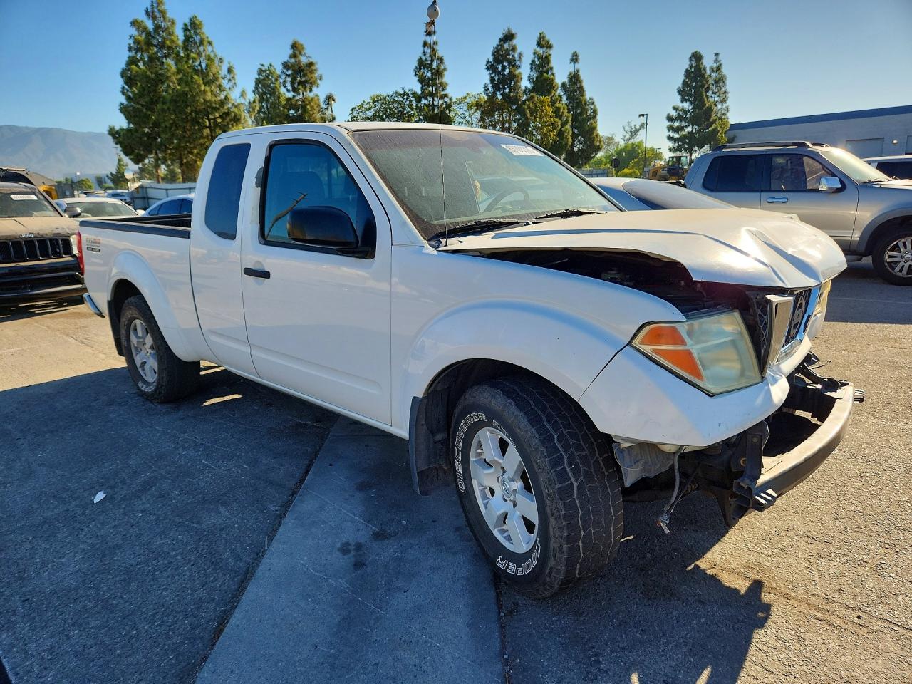 2005 Nissan Frontier Se White vin: 1N6AD06U65C421372