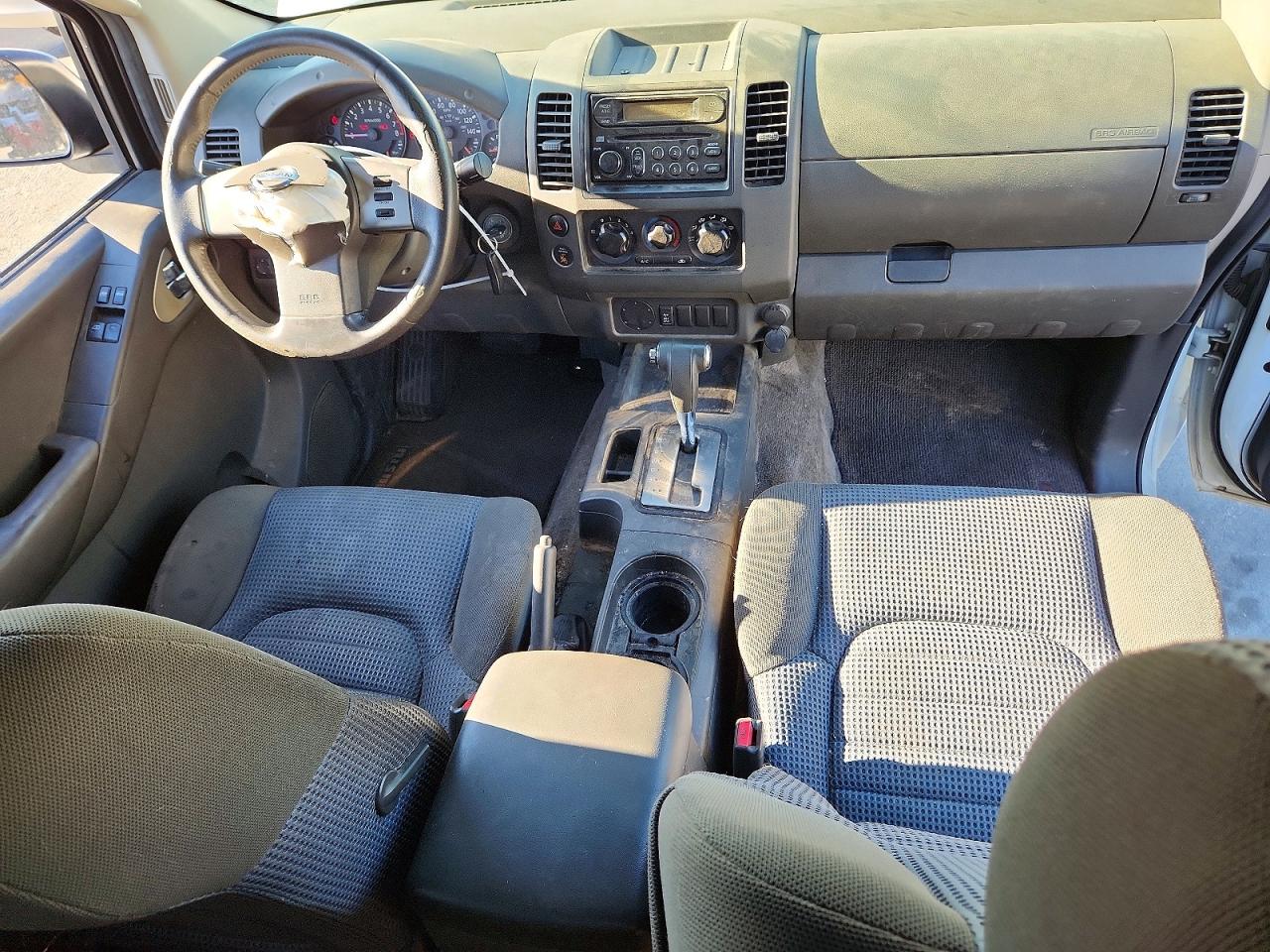 2005 Nissan Frontier Se White vin: 1N6AD06U65C421372
