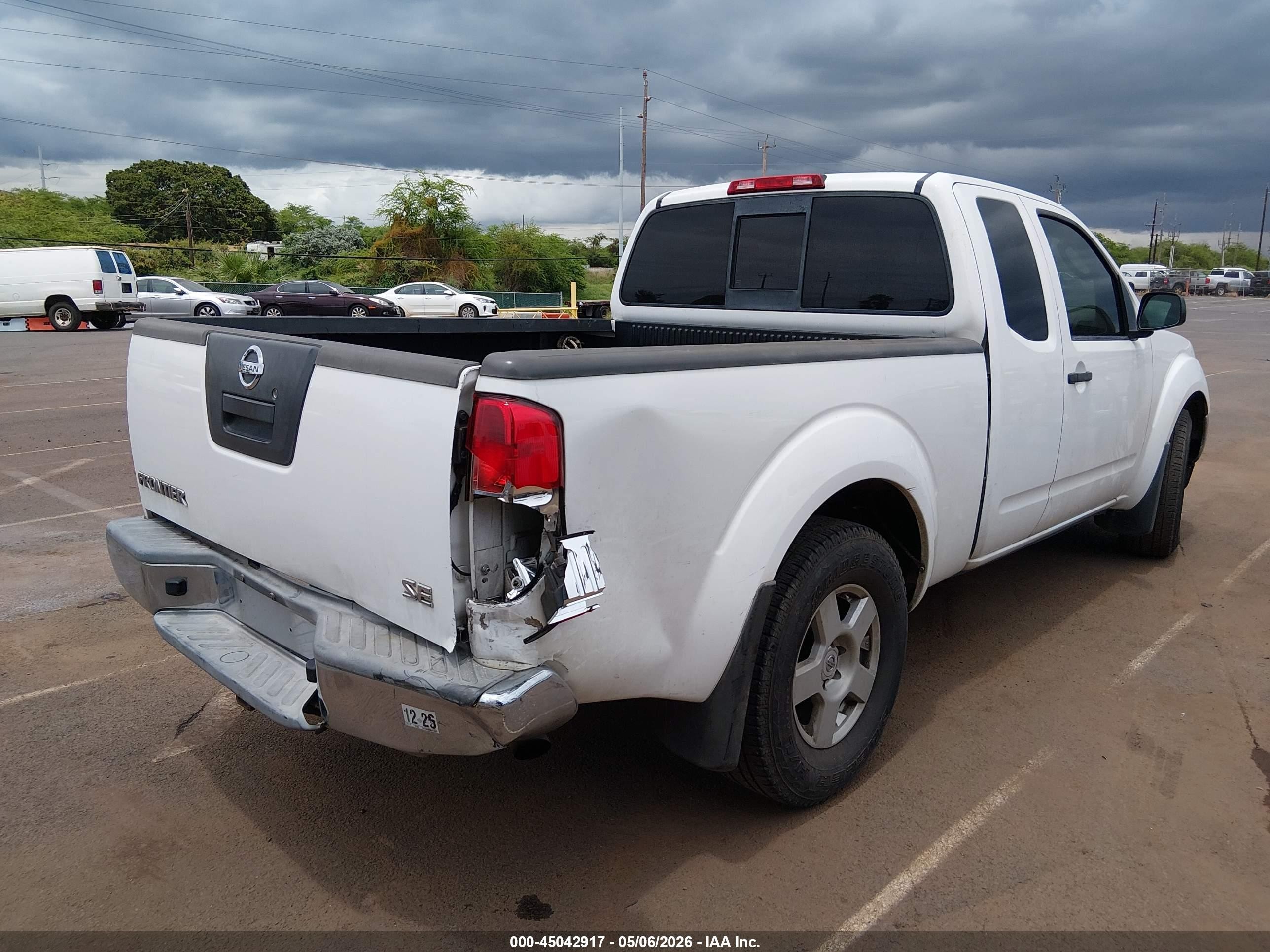 2008 Nissan Frontier Se White vin: 1N6AD06U68C403863