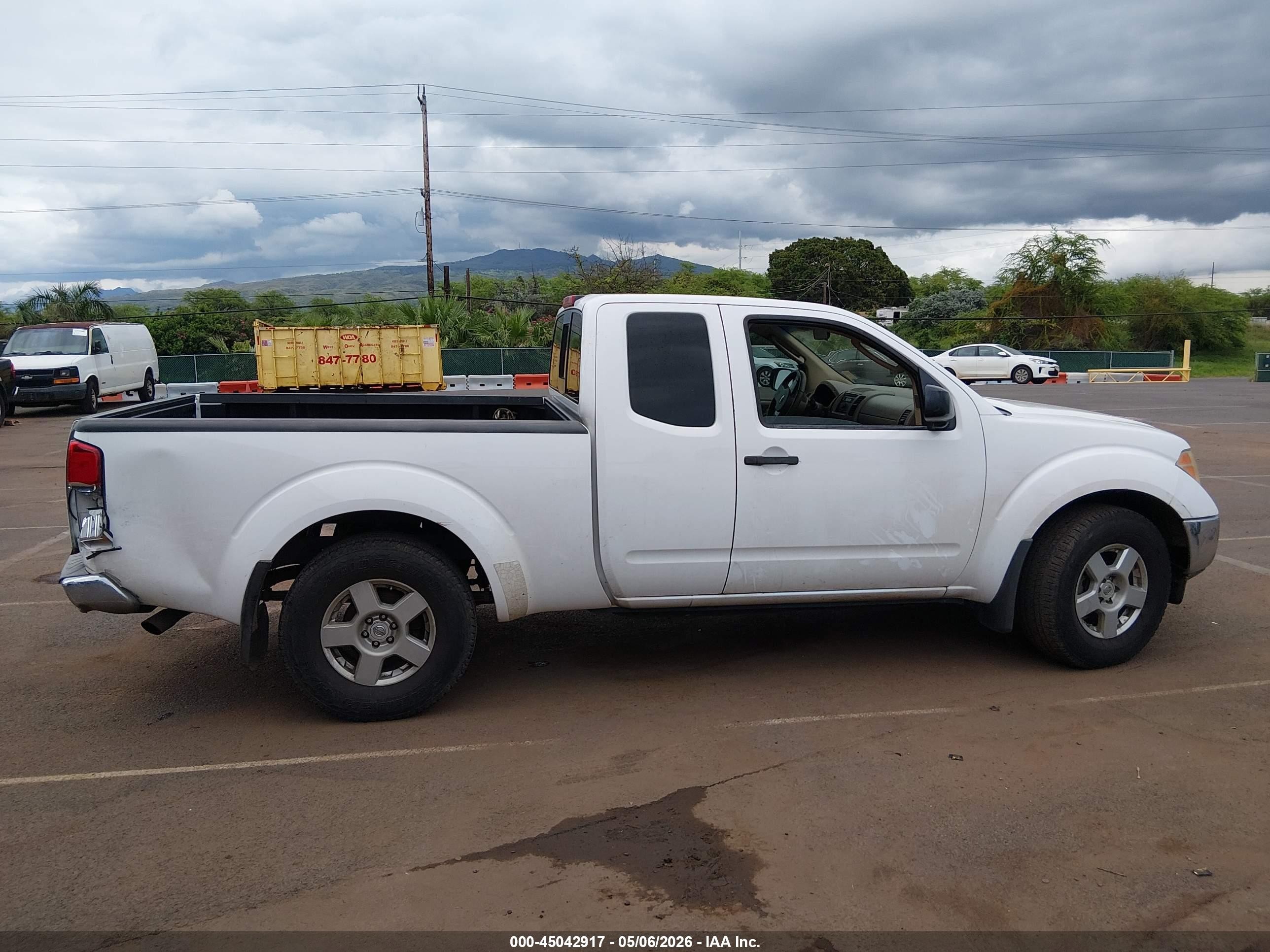 2008 Nissan Frontier Se White vin: 1N6AD06U68C403863