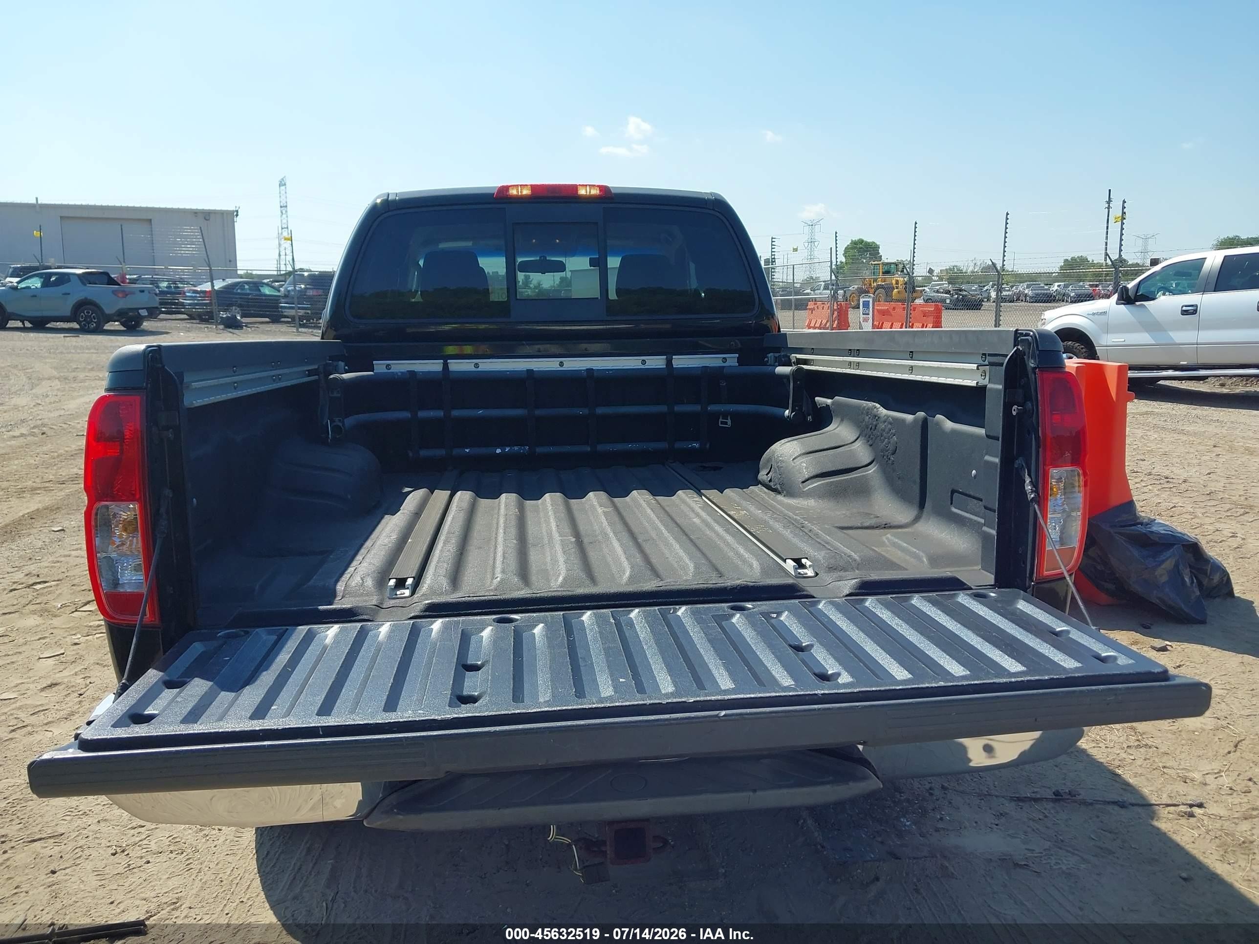 2008 Nissan Frontier Le Black vin: 1N6AD06U68C422977