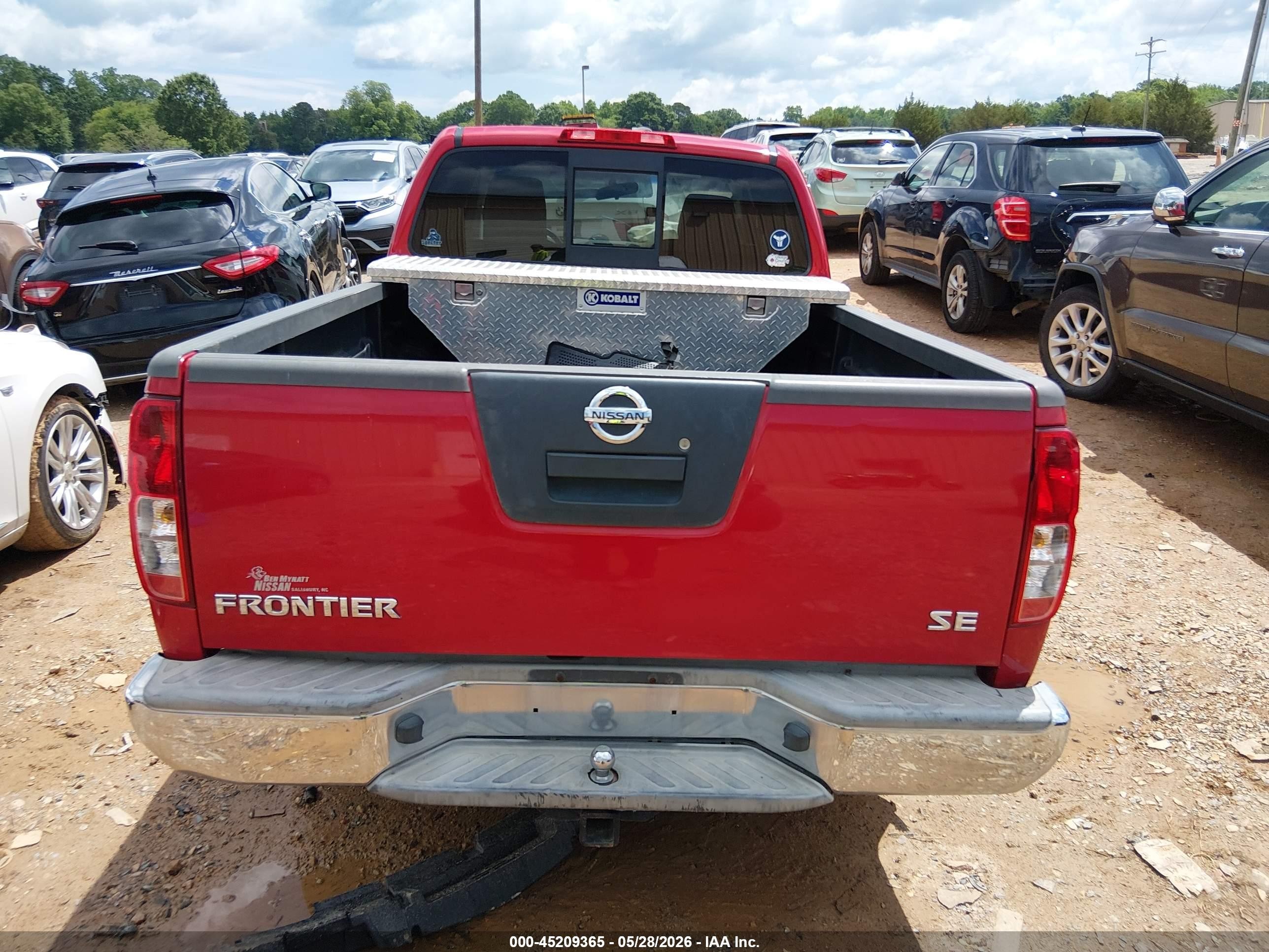 2008 Nissan Frontier Se Red vin: 1N6AD06U78C401832