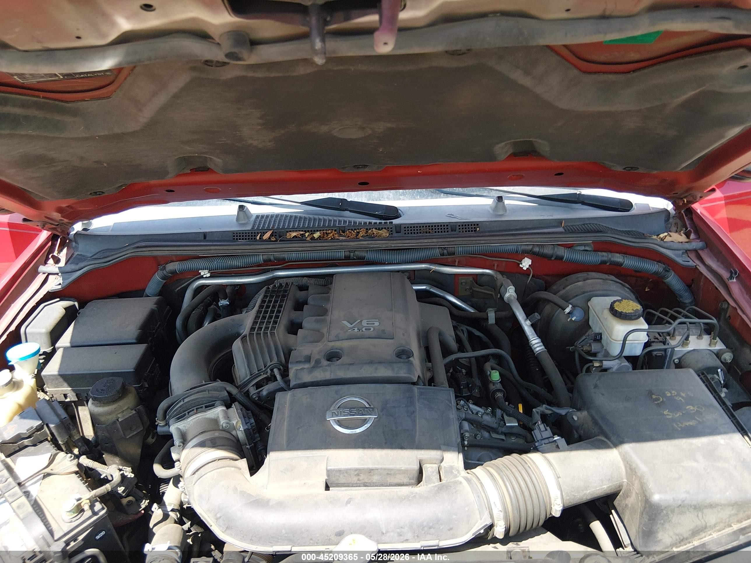 2008 Nissan Frontier Se Red vin: 1N6AD06U78C401832