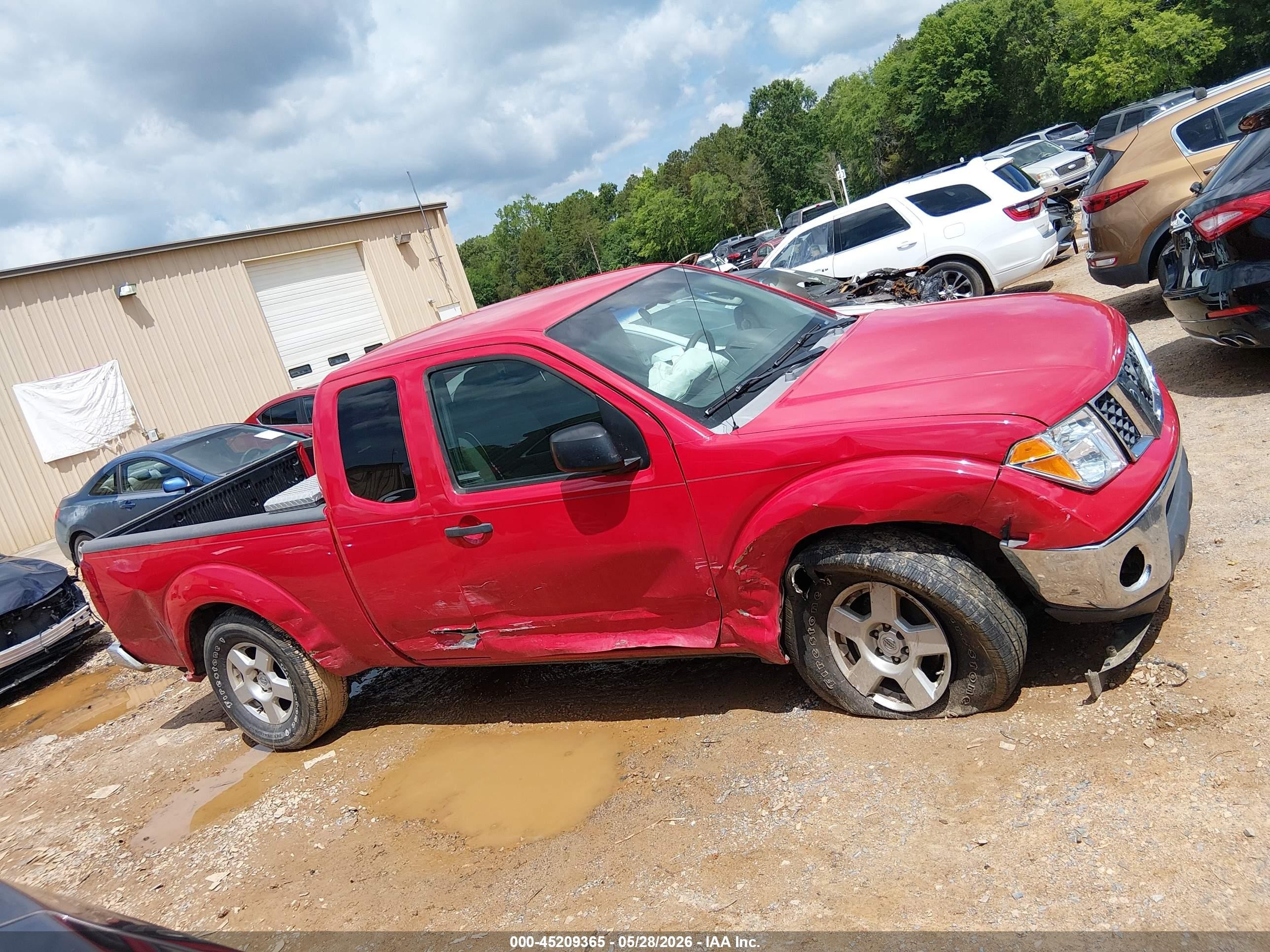 2008 Nissan Frontier Se Red vin: 1N6AD06U78C401832