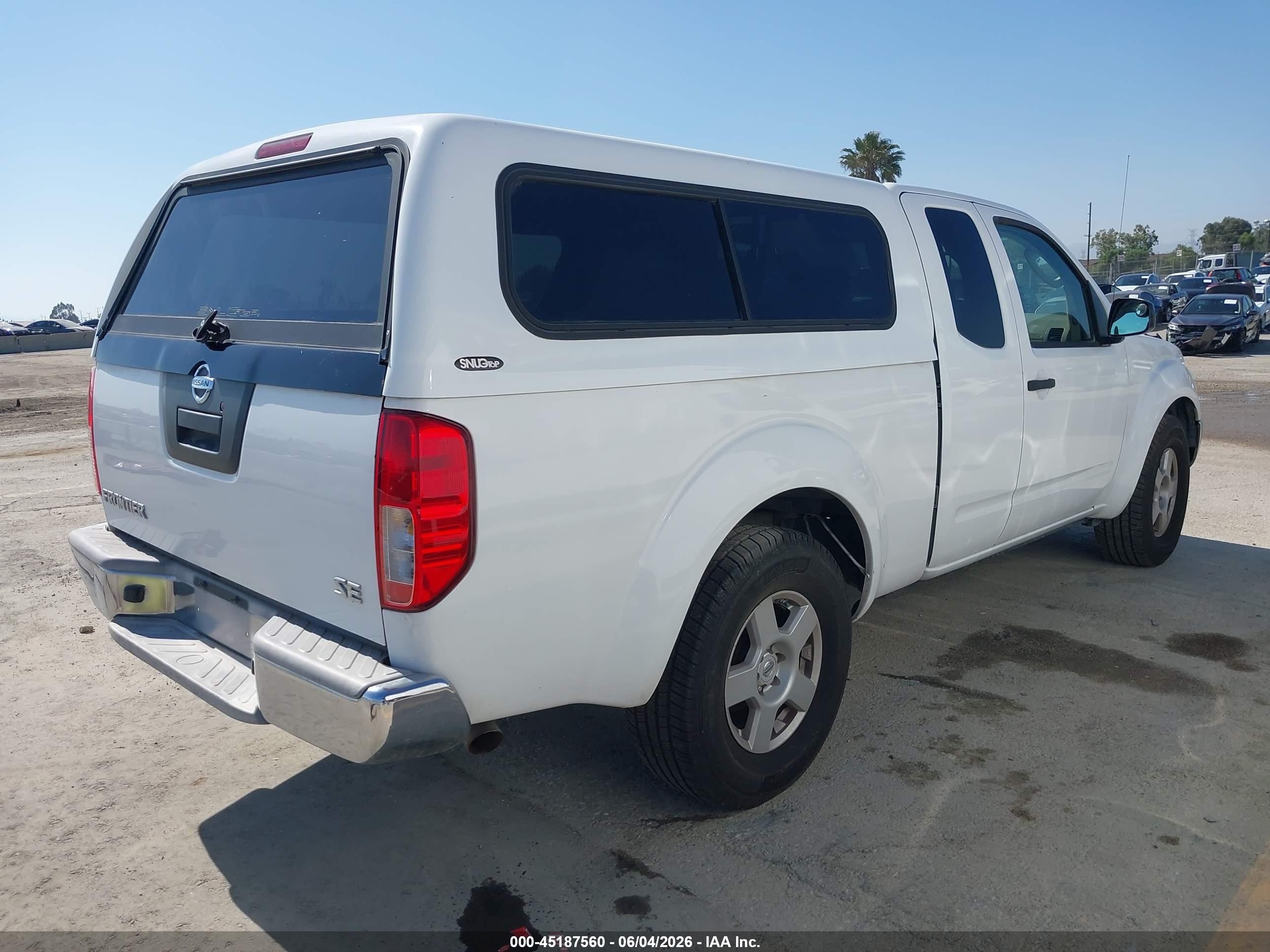 2008 Nissan Frontier Se Белый vin: 1N6AD06U78C426116