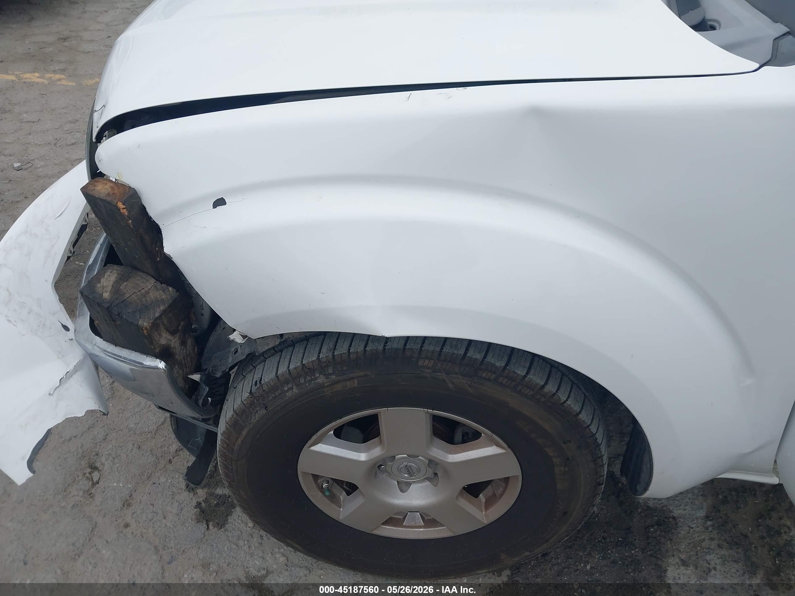 2008 Nissan Frontier Se Белый vin: 1N6AD06U78C426116