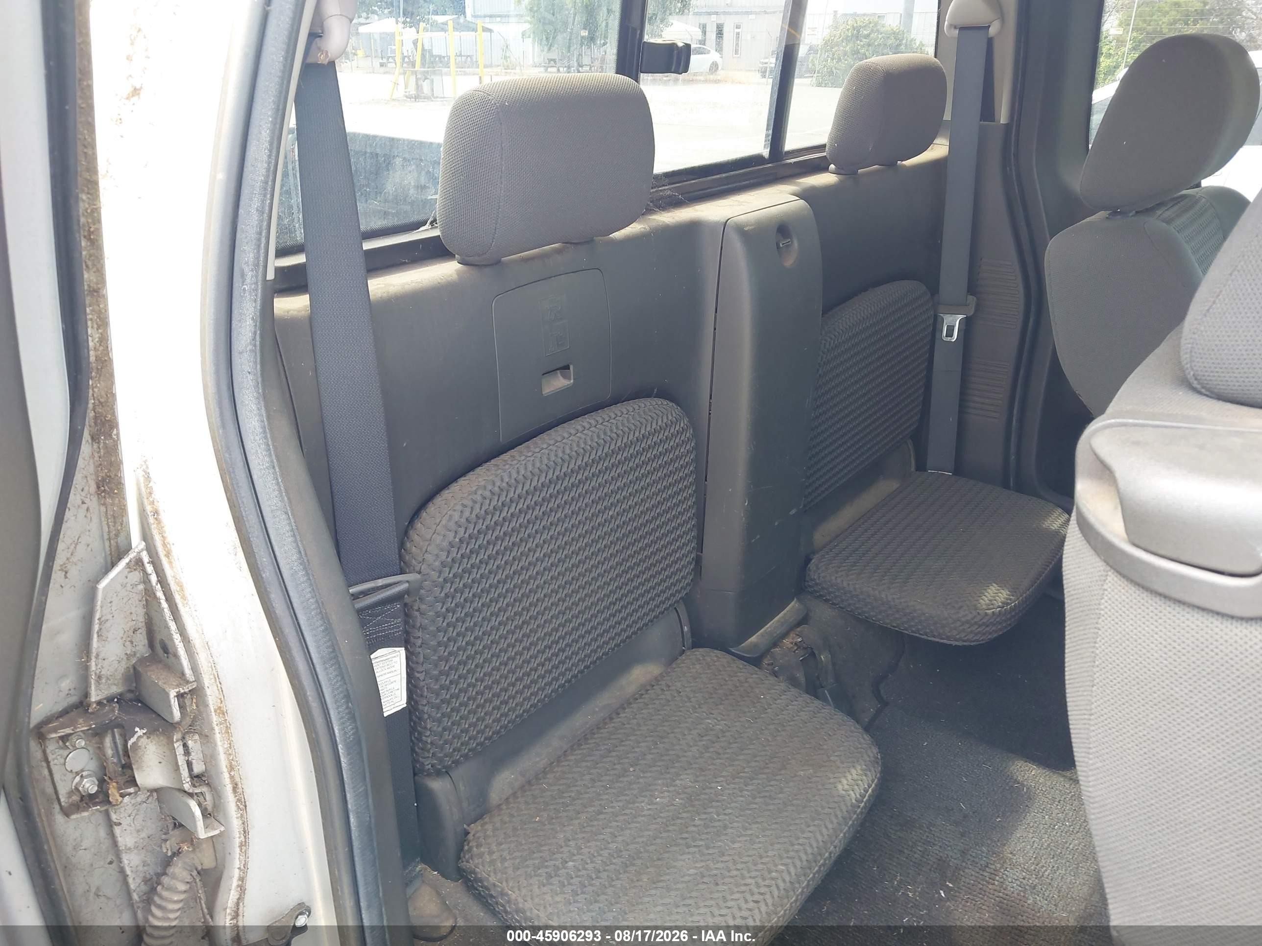 2005 Nissan Frontier Se Silver vin: 1N6AD06U85C451375