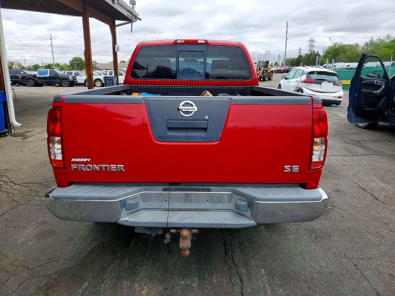 2006 Nissan Frontier Red vin: 1N6AD06U86C400122