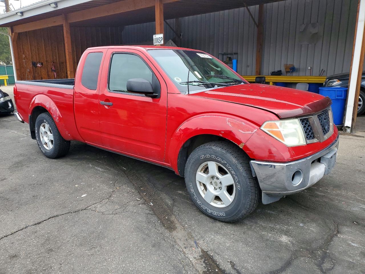 2006 Nissan Frontier Red vin: 1N6AD06U86C400122