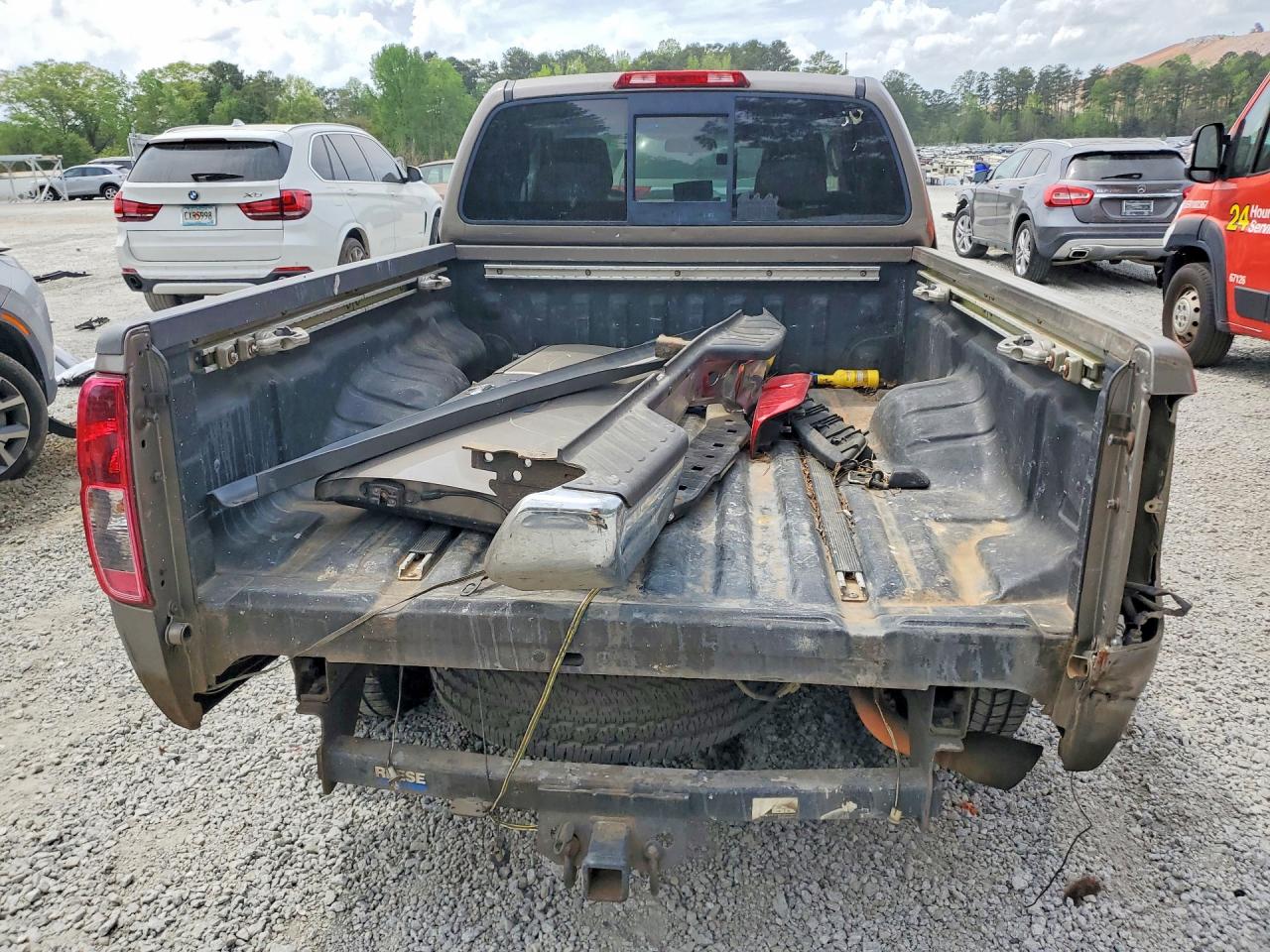 2007 Nissan Frontier Gray vin: 1N6AD06U97C457415