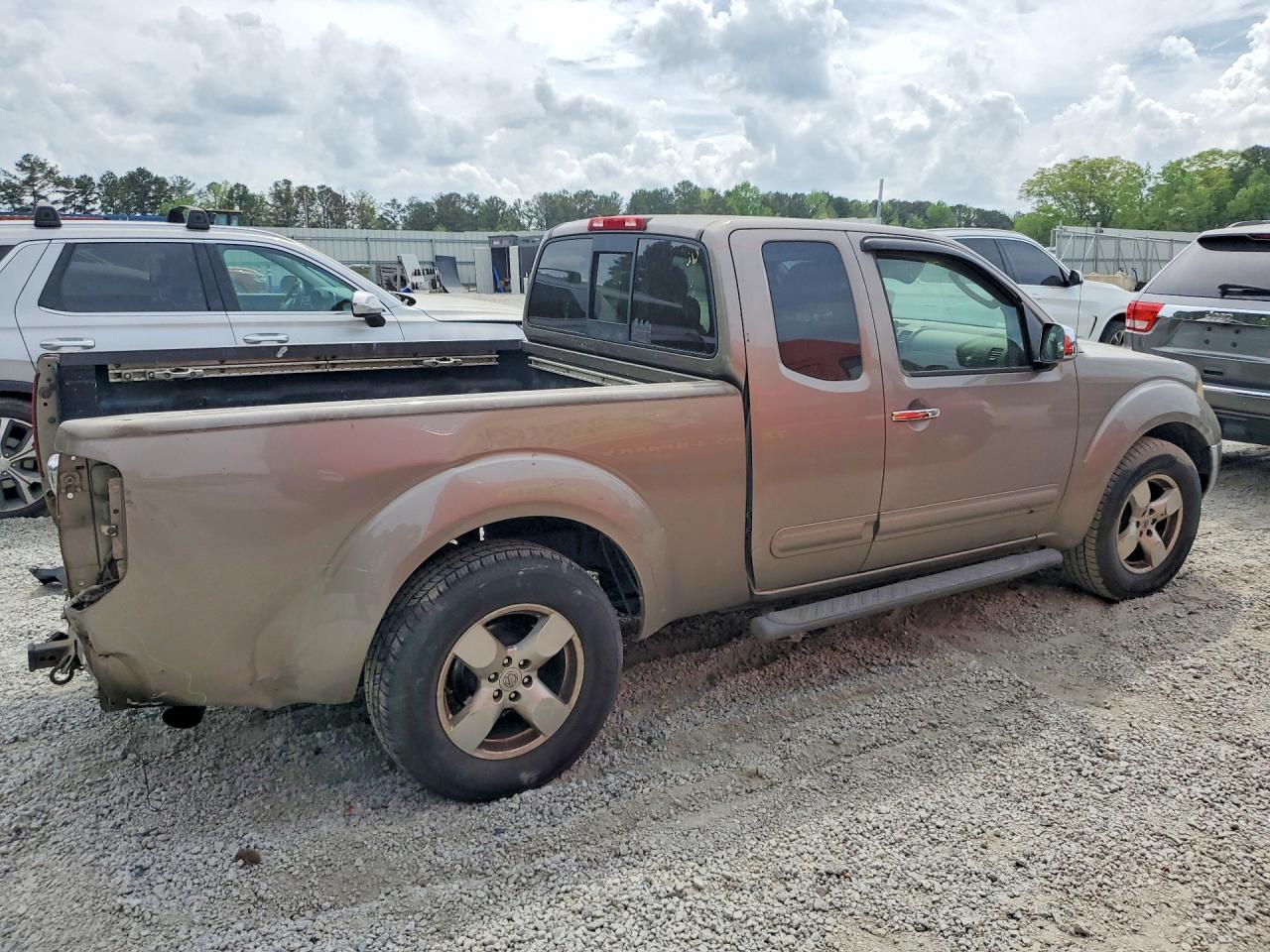 2007 Nissan Frontier Gray vin: 1N6AD06U97C457415