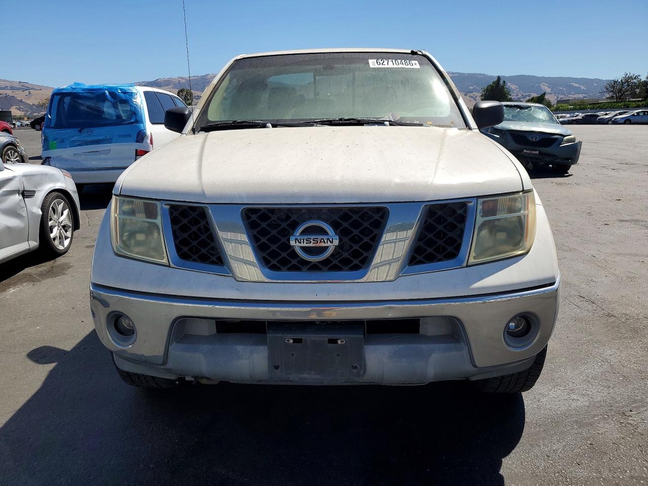 2005 Nissan Frontier Se Белый vin: 1N6AD06W05C412300
